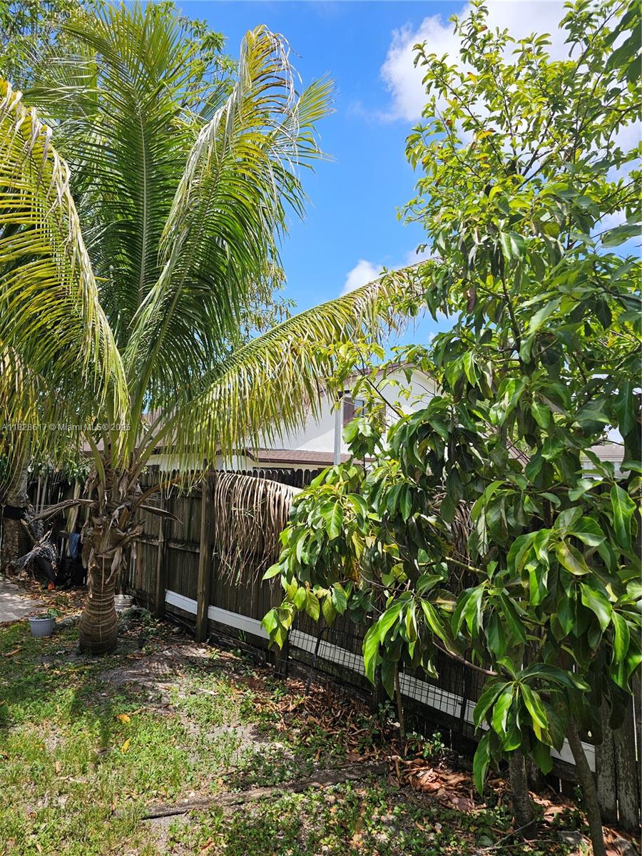 Property photo # 6