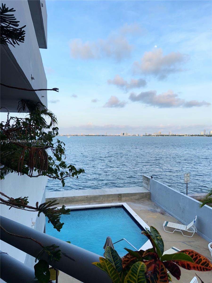555 NE 30 St #201, Miami, Florida image 1