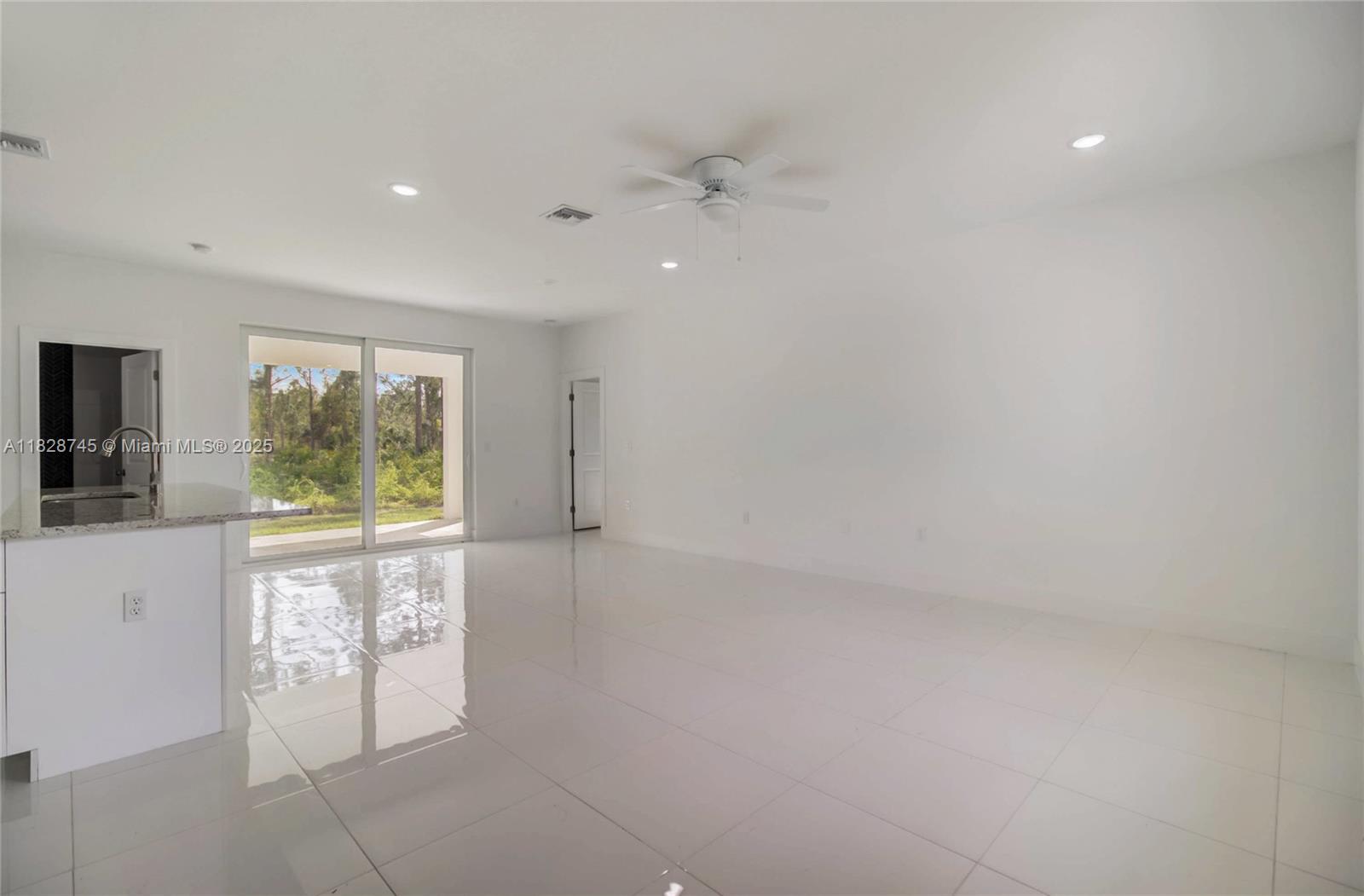 2613 73rd St W, Lehigh Acres, Florida image 7