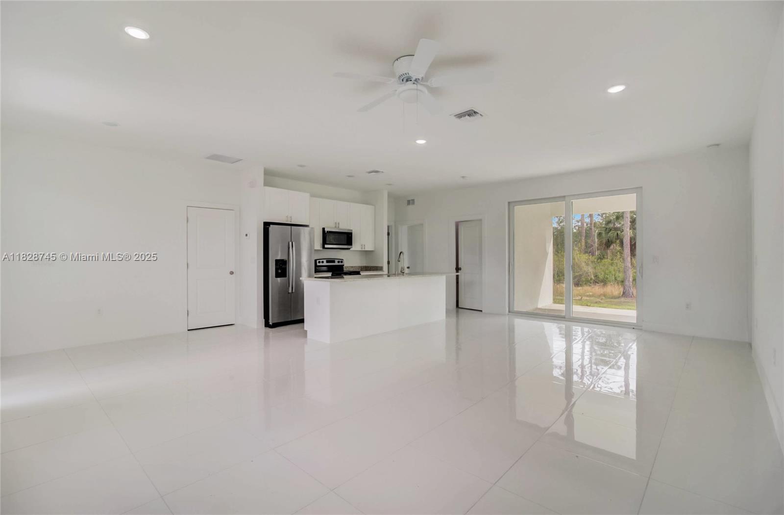 2613 73rd St W, Lehigh Acres, Florida image 9