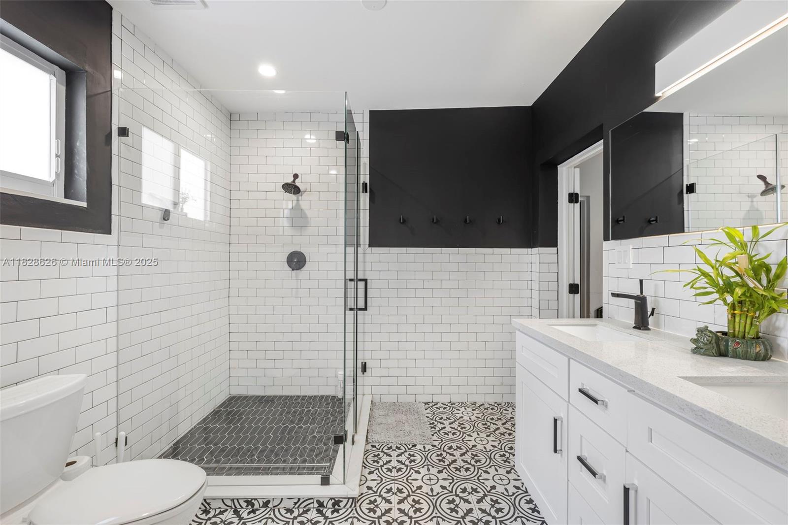 1651 SW 13 Avenue, Miami, Florida image 25