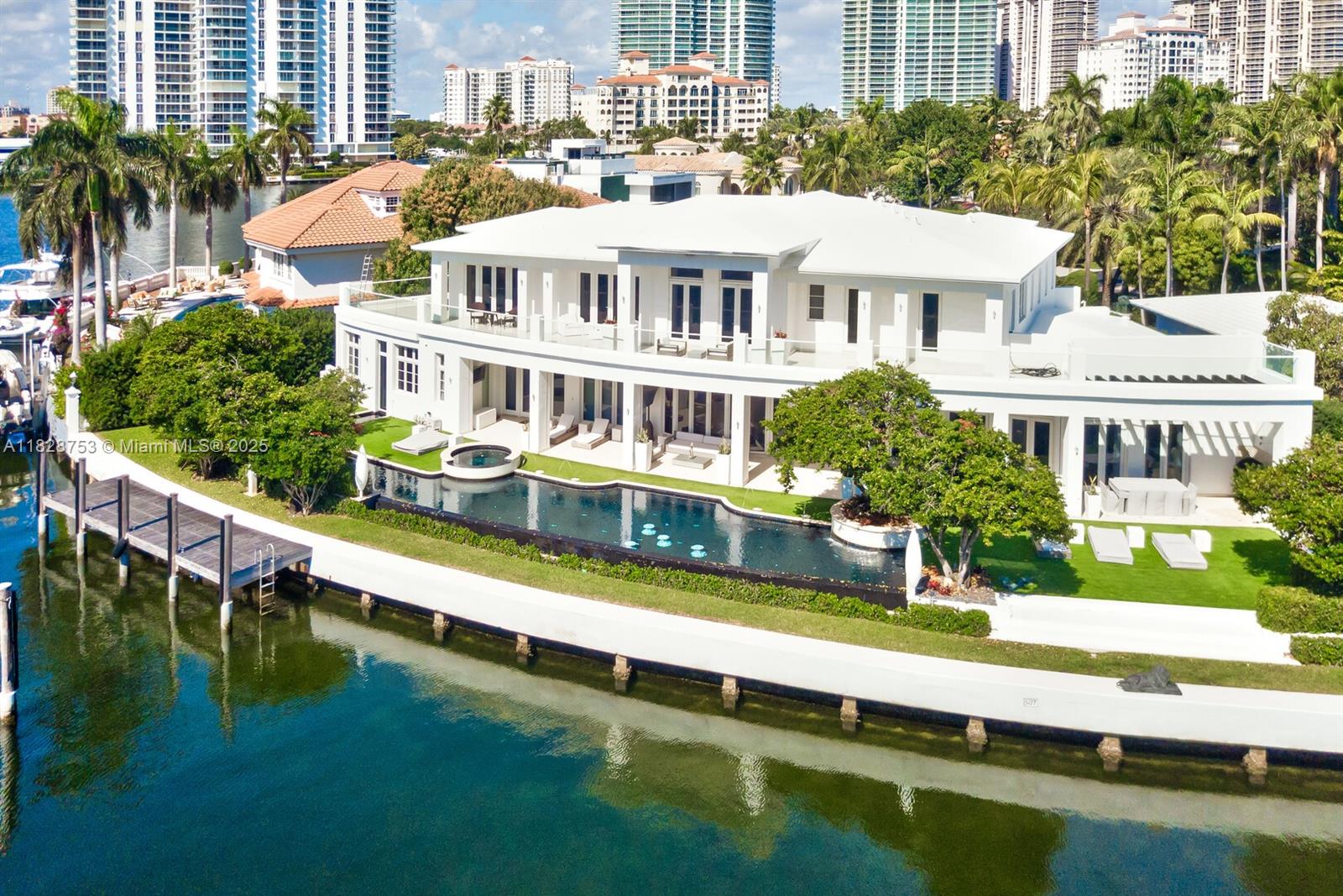 142 Island Golden Beach, FL 33160