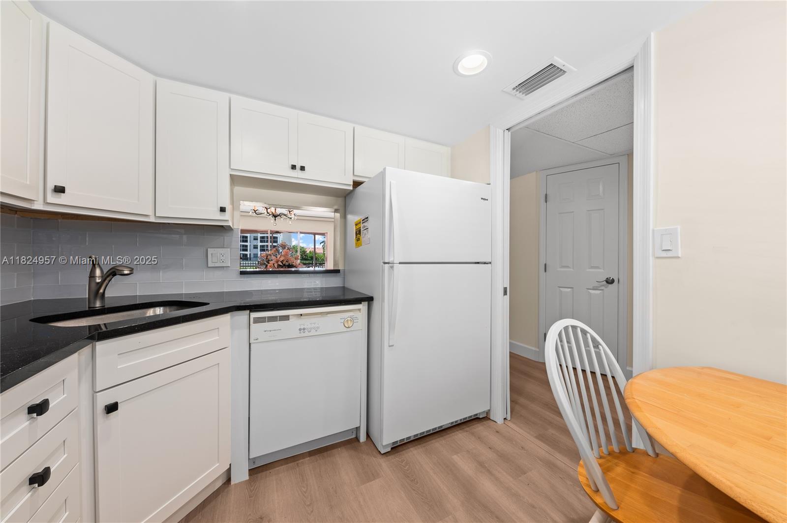 Property photo # 6