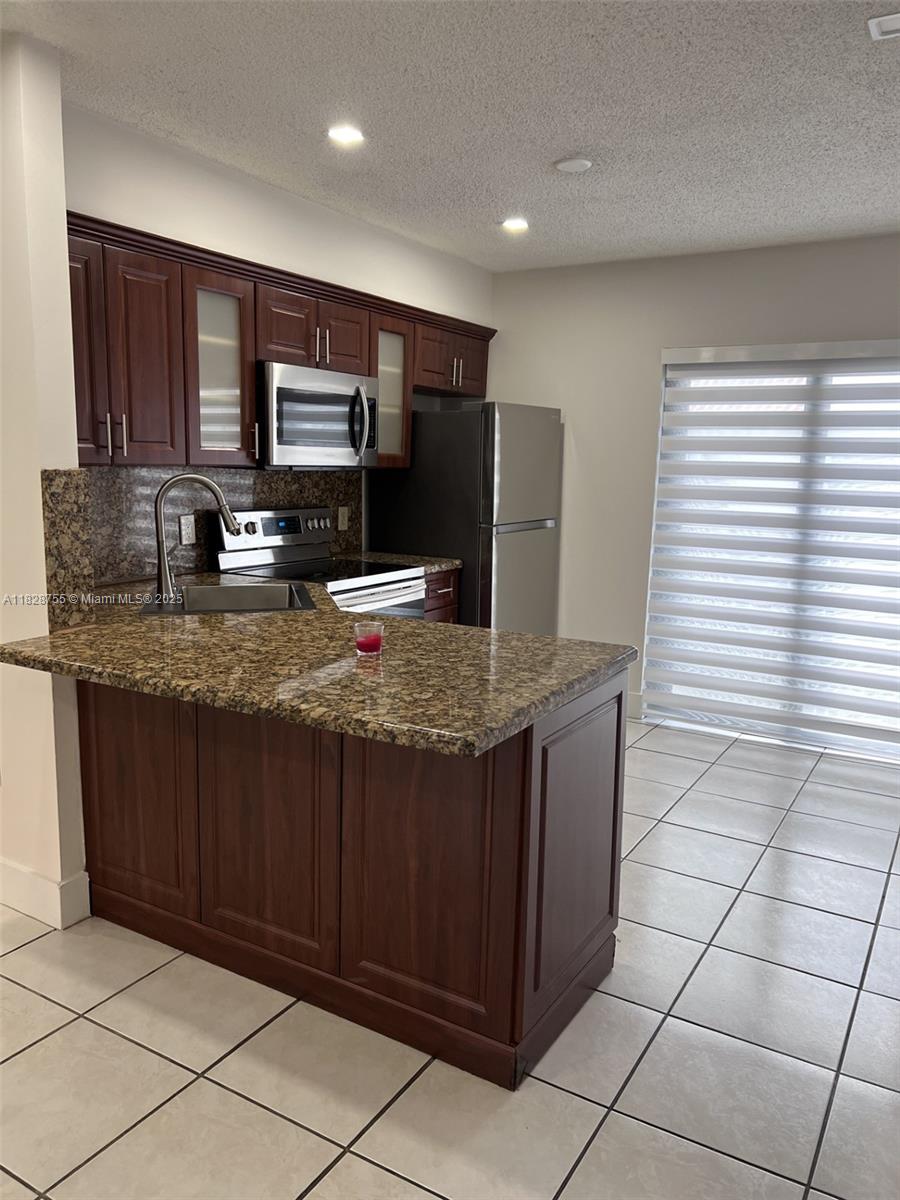 Property photo # 6