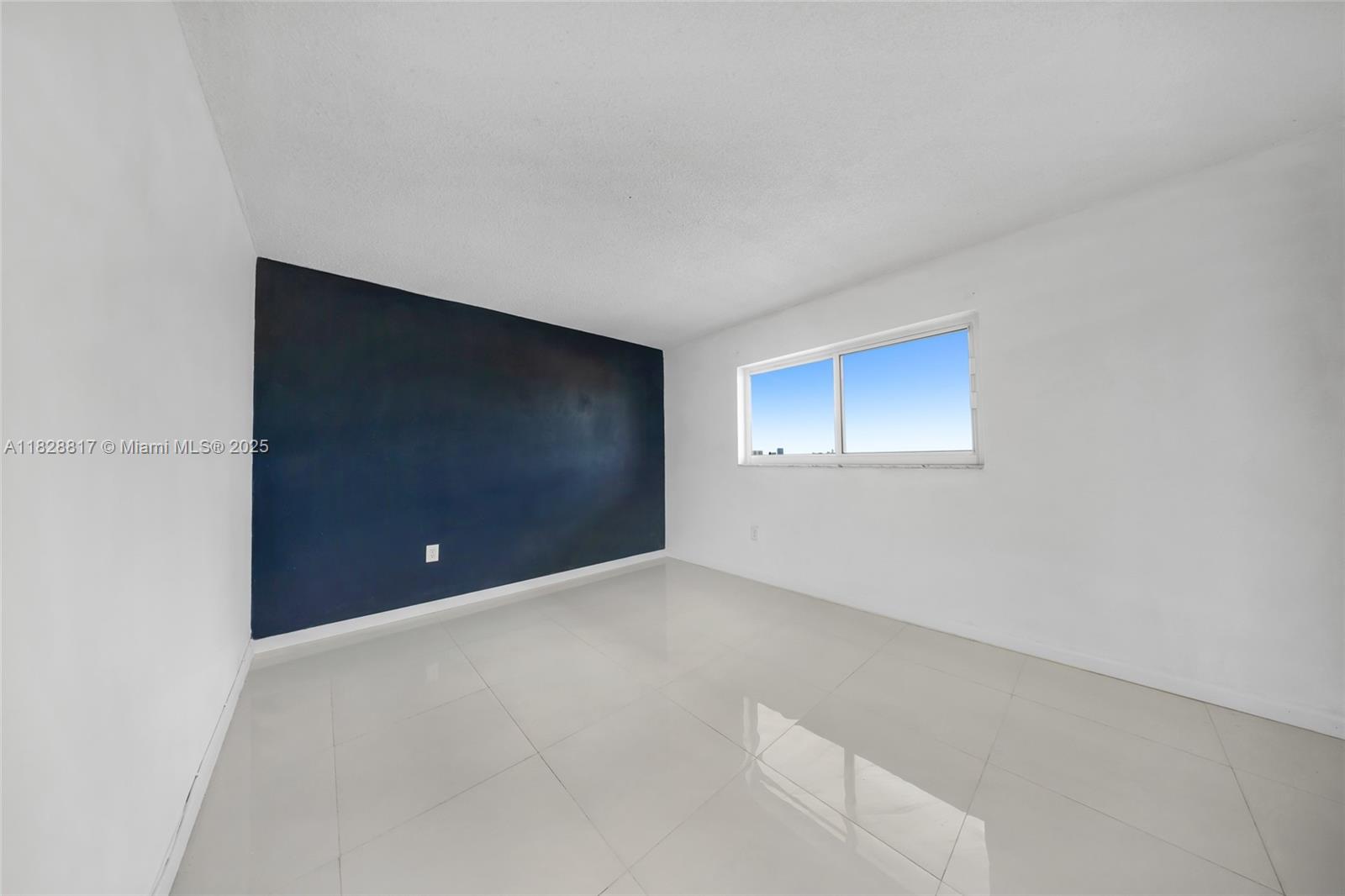 1175 NE Miami Gardens Dr #703, Miami, Florida image 15