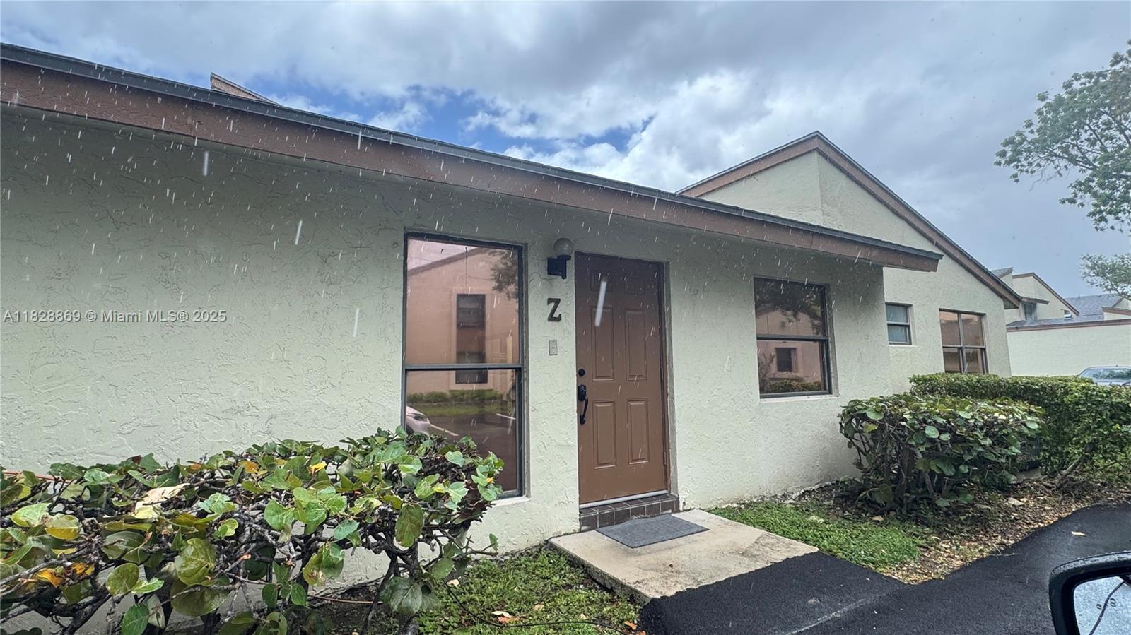 Property photo # 0
