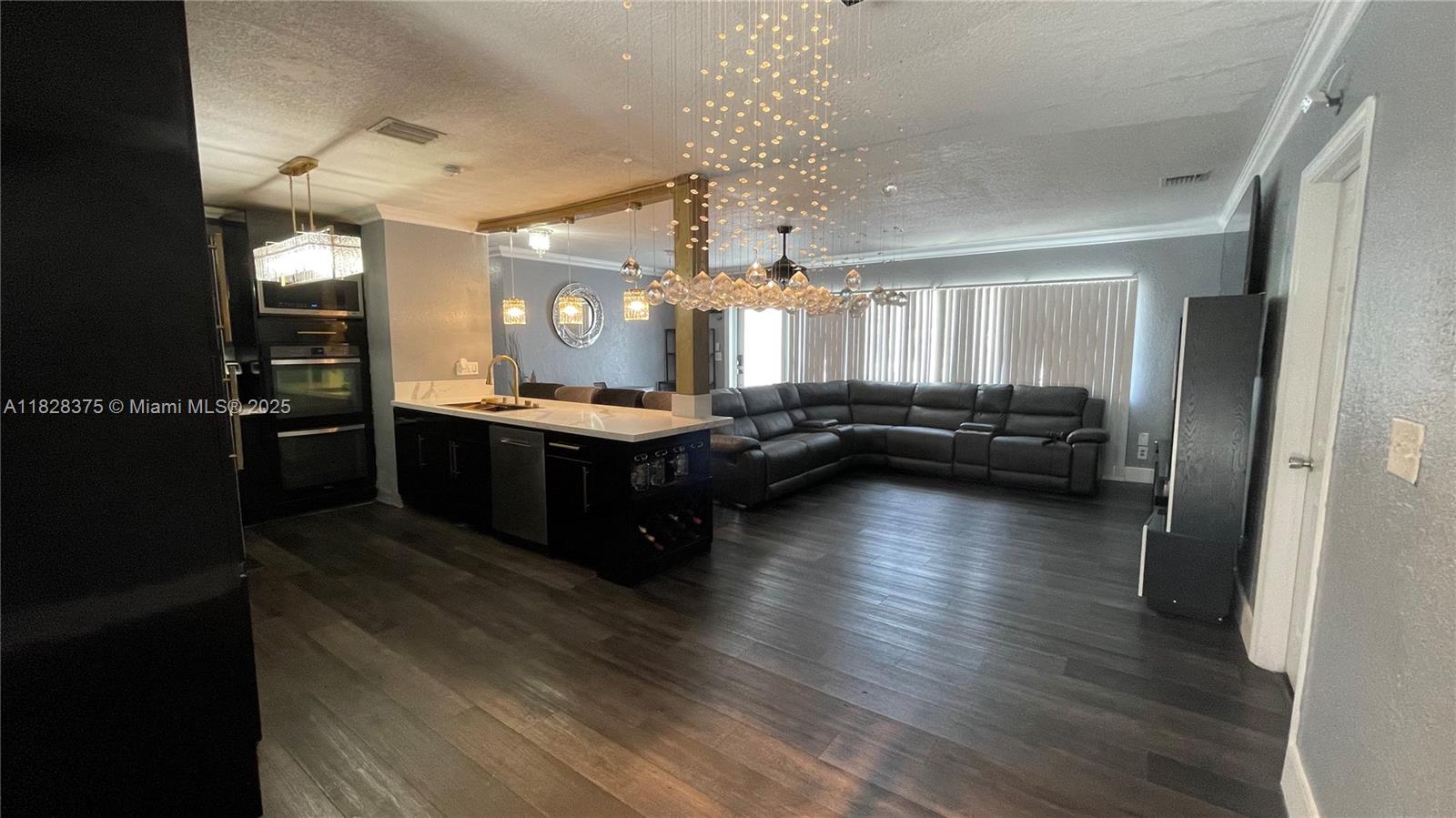 499 W Melrose Cir, Fort Lauderdale, Florida image 10