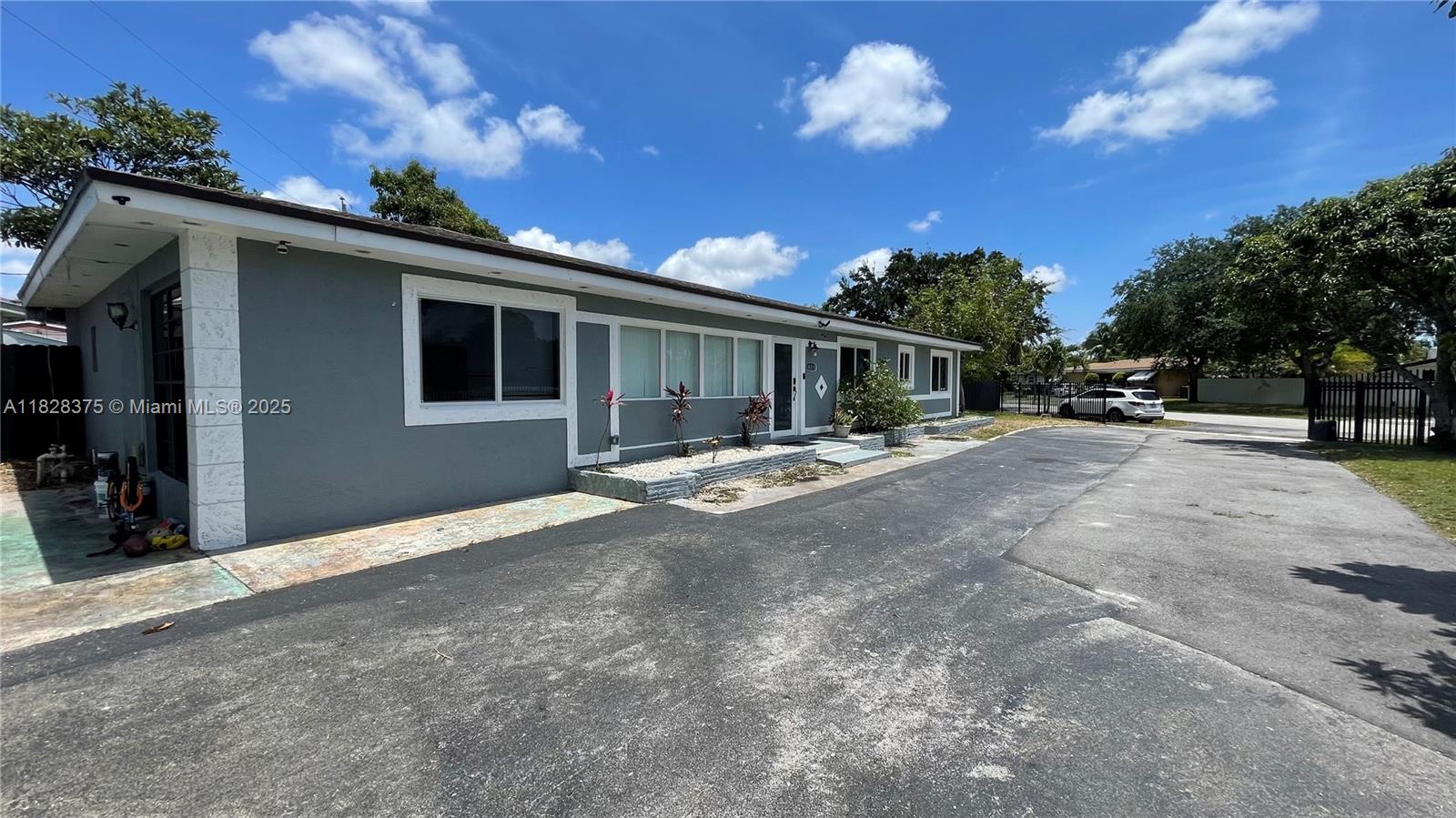 499 W Melrose Cir, Fort Lauderdale, Florida image 3
