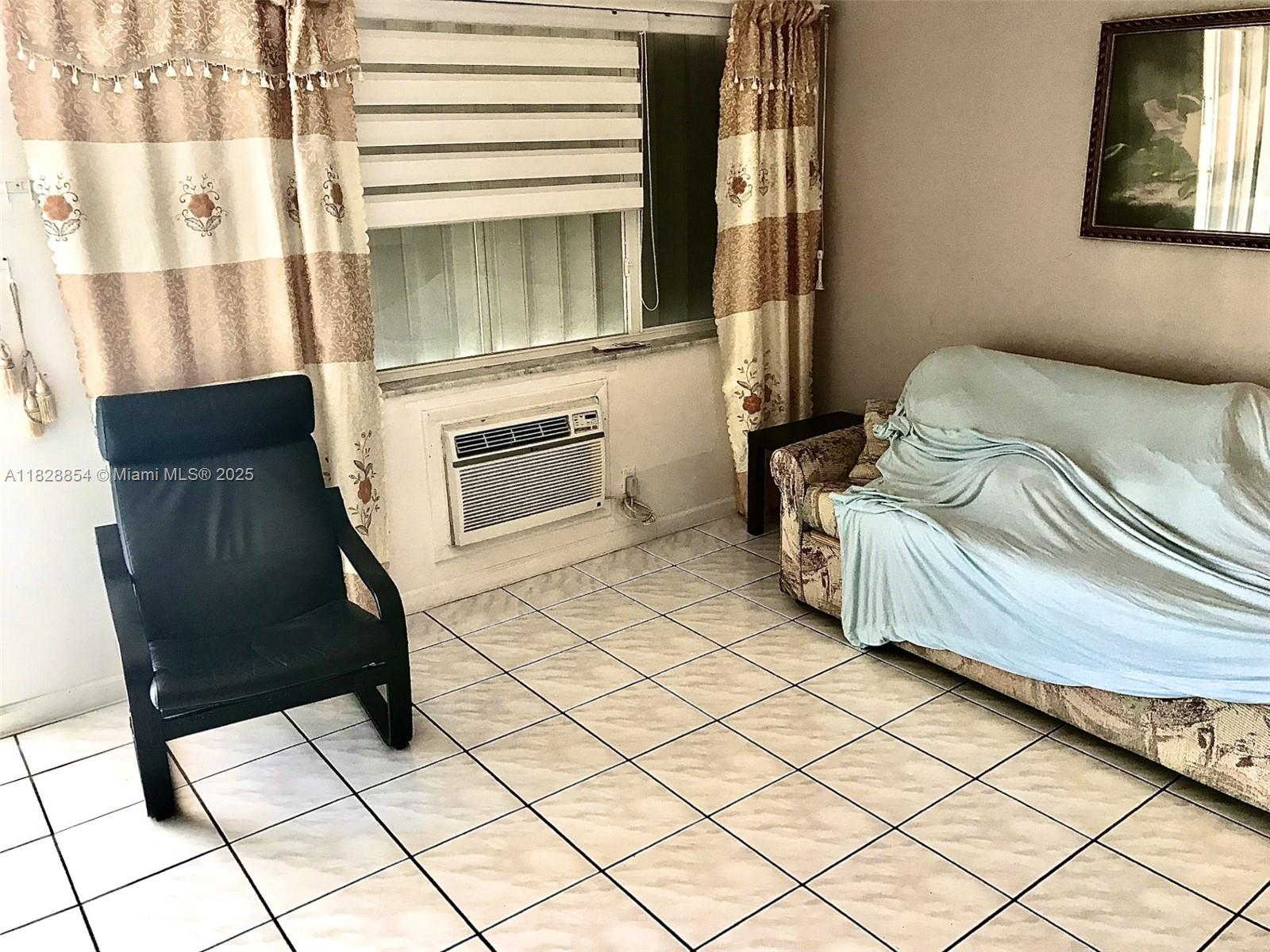 820 SW 11th Ave #16B, Hallandale Beach, Florida image 3