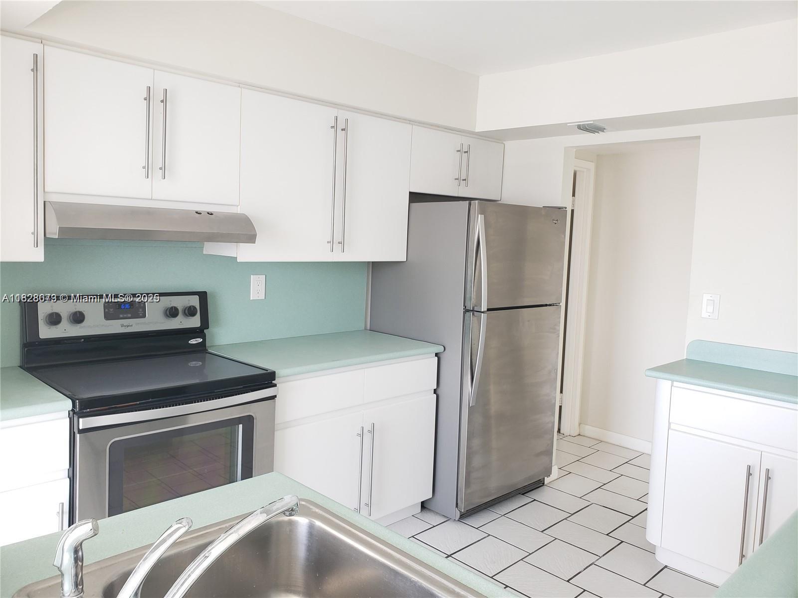 Property photo # 4