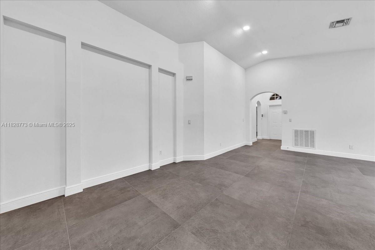 5046 SW 137th Ter, Miramar, Florida image 14