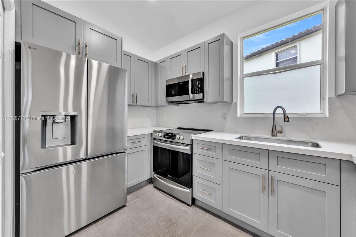 5046 SW 137th Ter, Miramar, Florida image 16