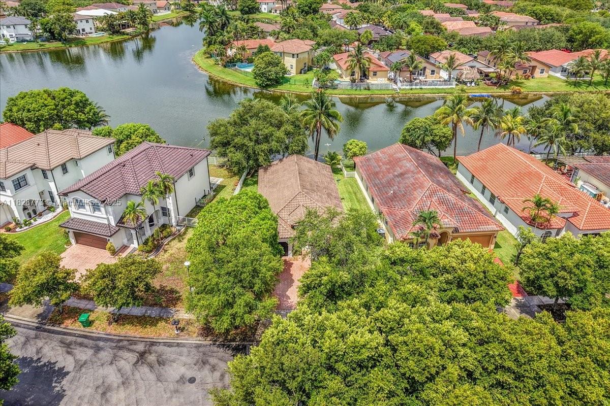5046 SW 137th Ter, Miramar, Florida image 39