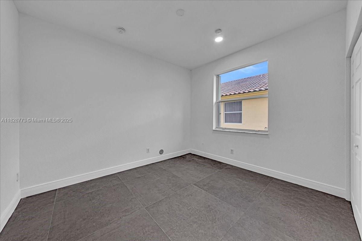 5046 SW 137th Ter, Miramar, Florida image 4