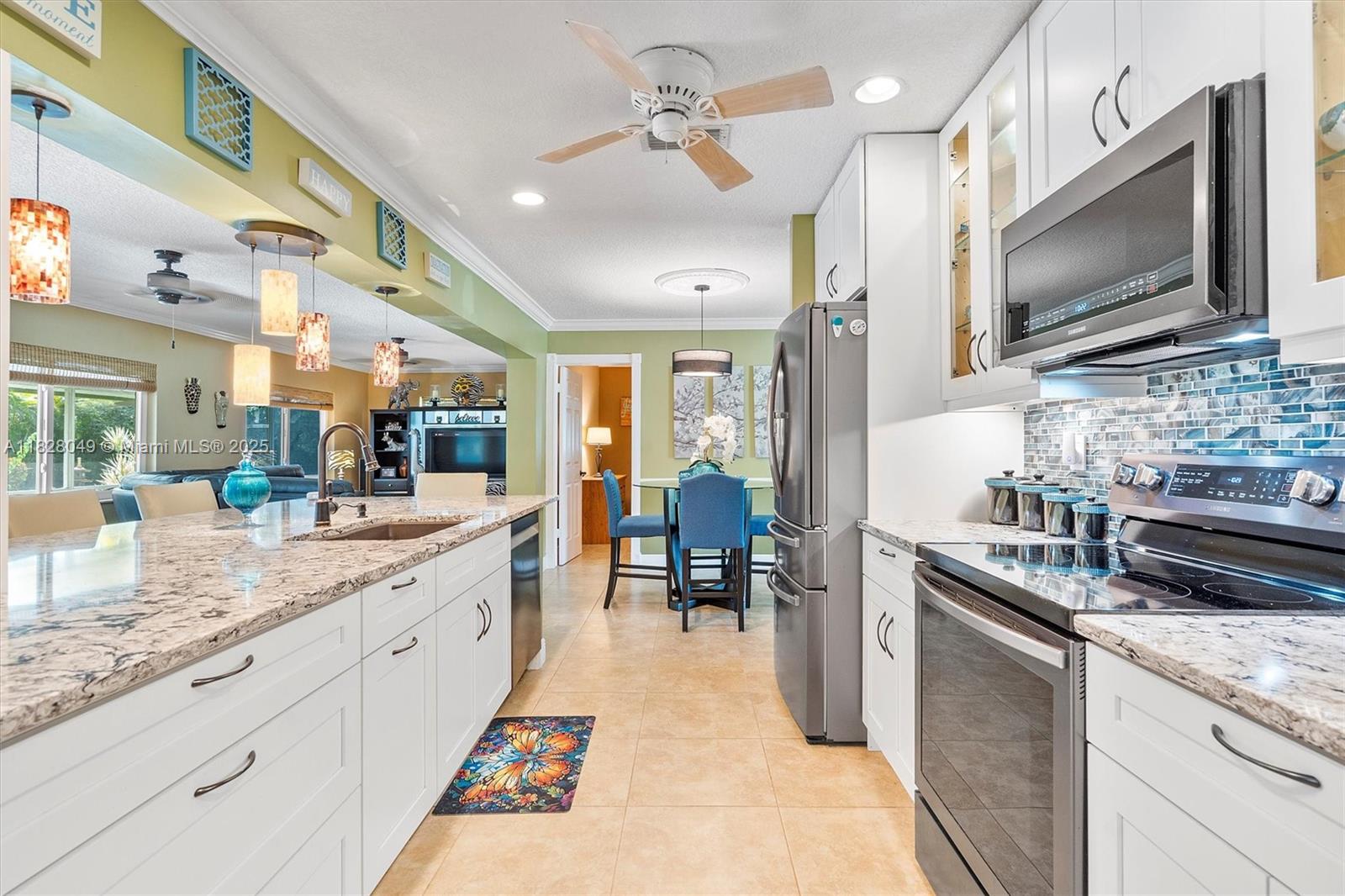 7306 NW 95th Way, Tamarac, Florida image 11