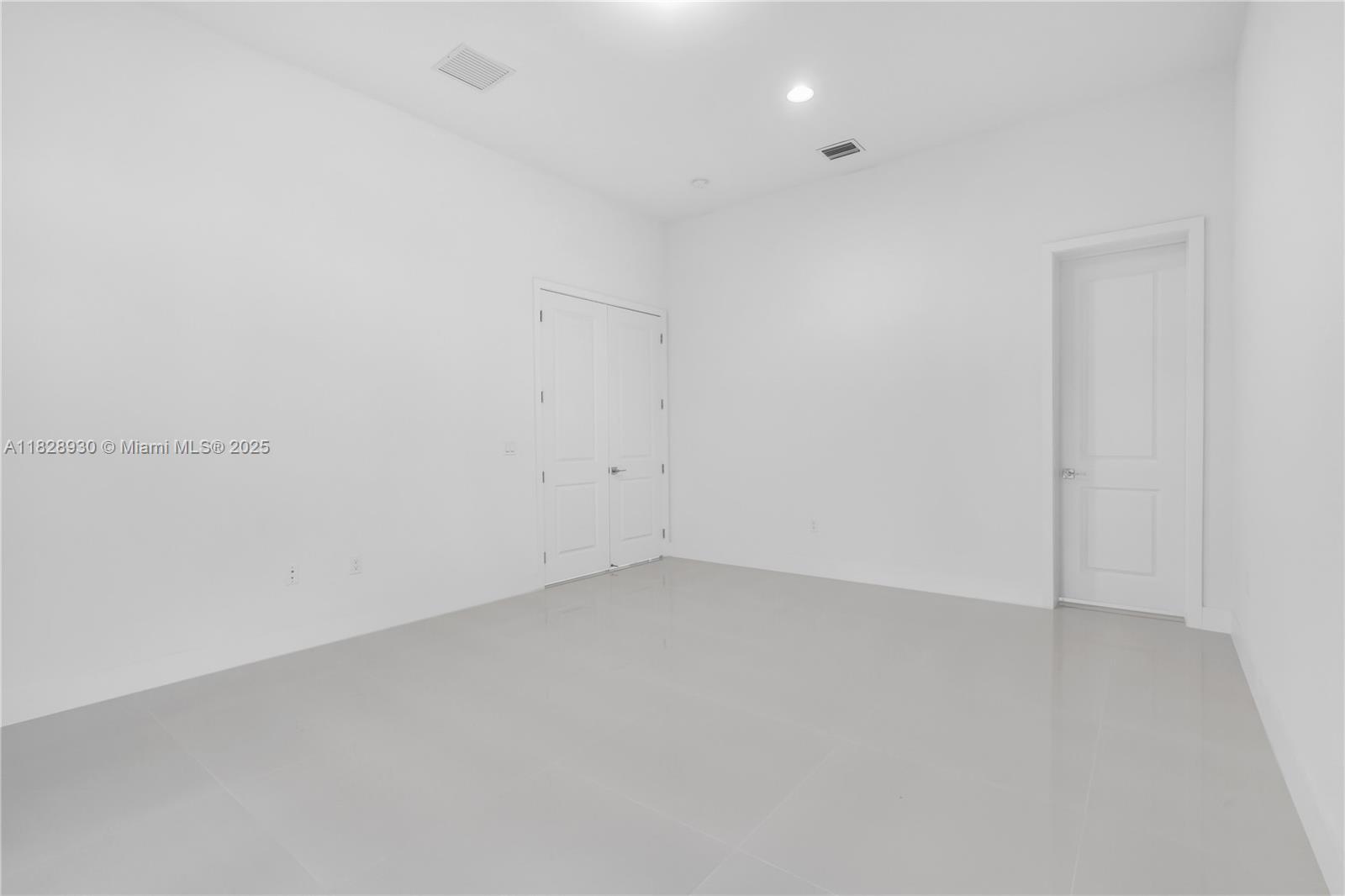 2210 SW 122nd Ter, Davie, Florida image 27