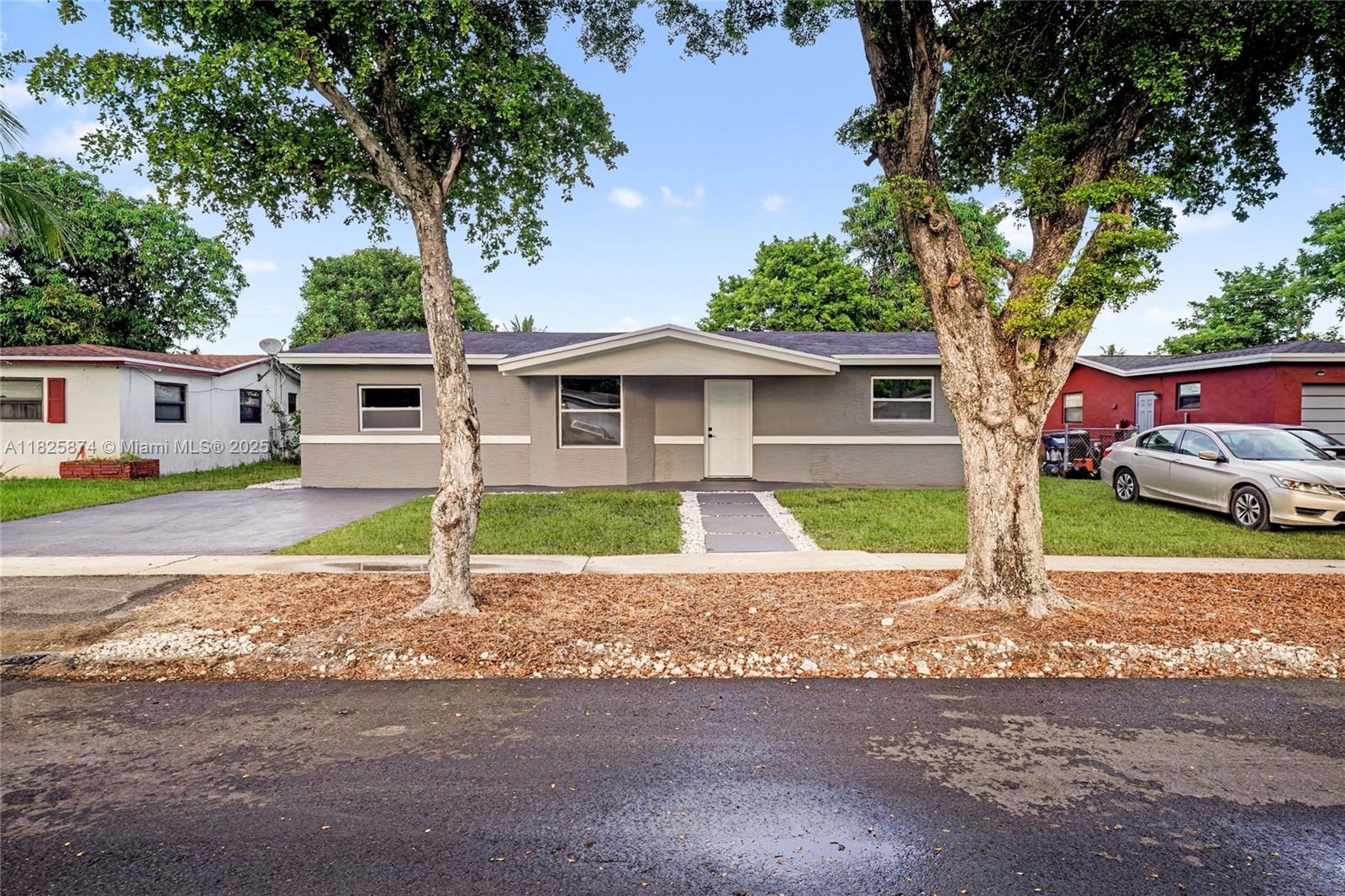 4290 NW 38th Ave, Lauderdale Lakes, Florida image 3