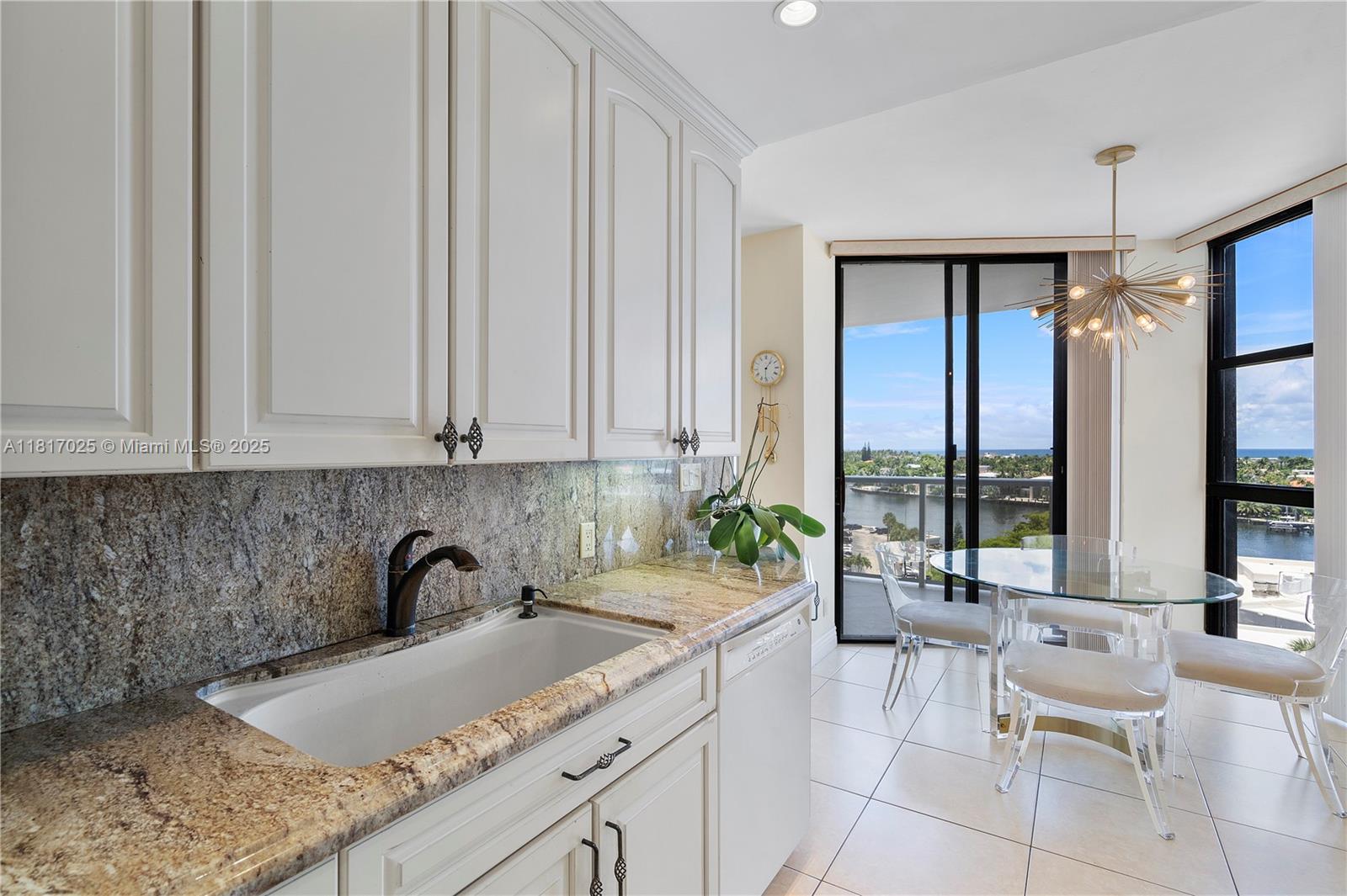 20281 E Country Club Dr #604, Aventura, Florida image 17