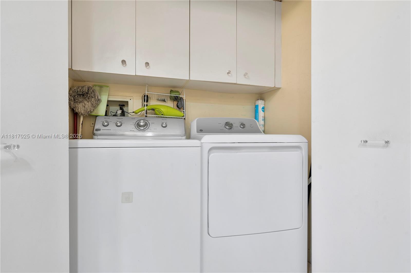20281 E Country Club Dr #604, Aventura, Florida image 28