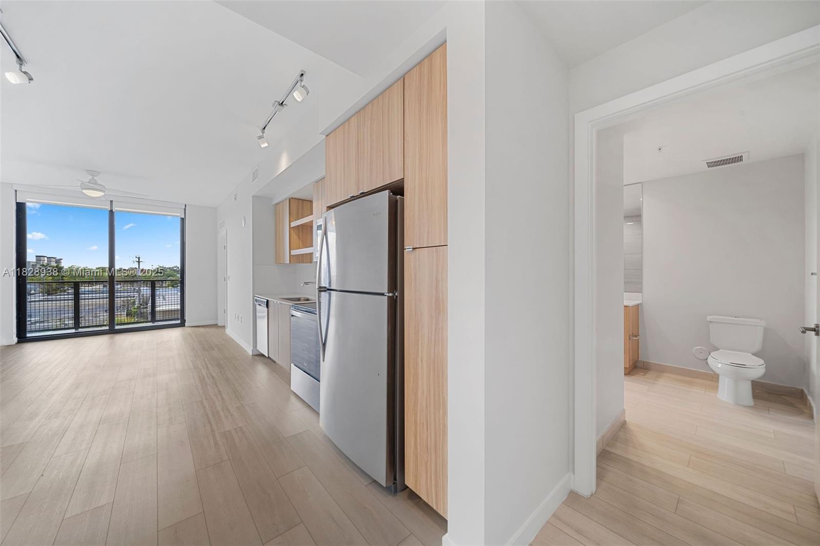 Property photo # 8