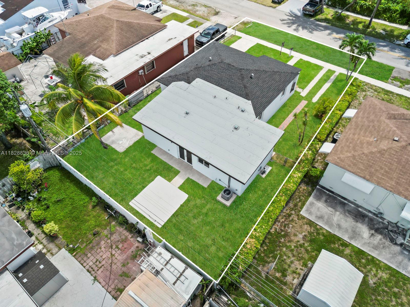 3455 E 1st Ct, Hialeah, Florida image 36