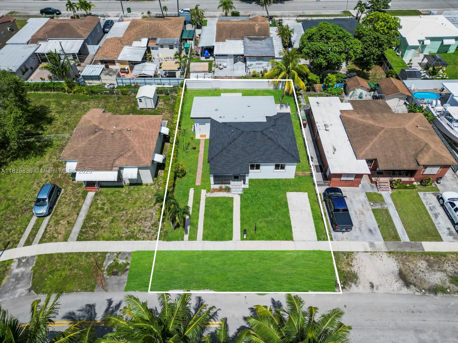 3455 E 1st Ct, Hialeah, Florida image 38