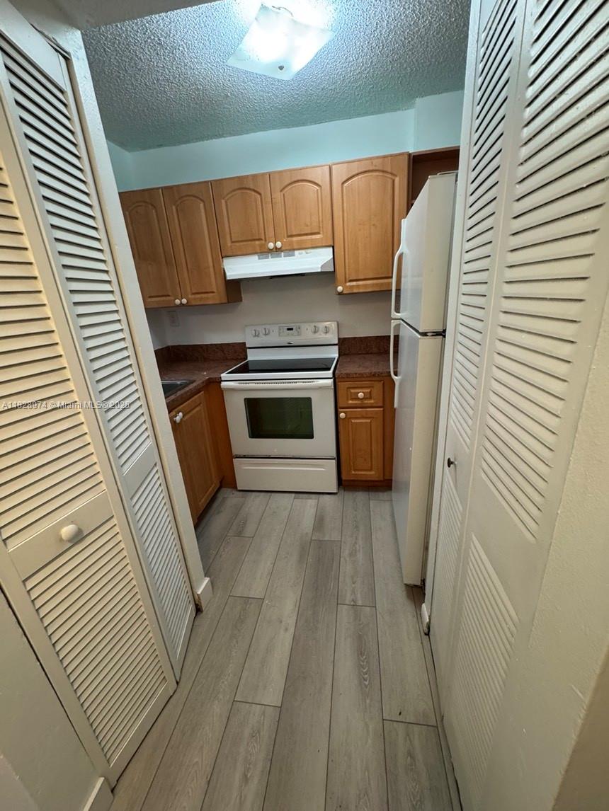 8075 NW 7th St #318, Miami, Florida image 12