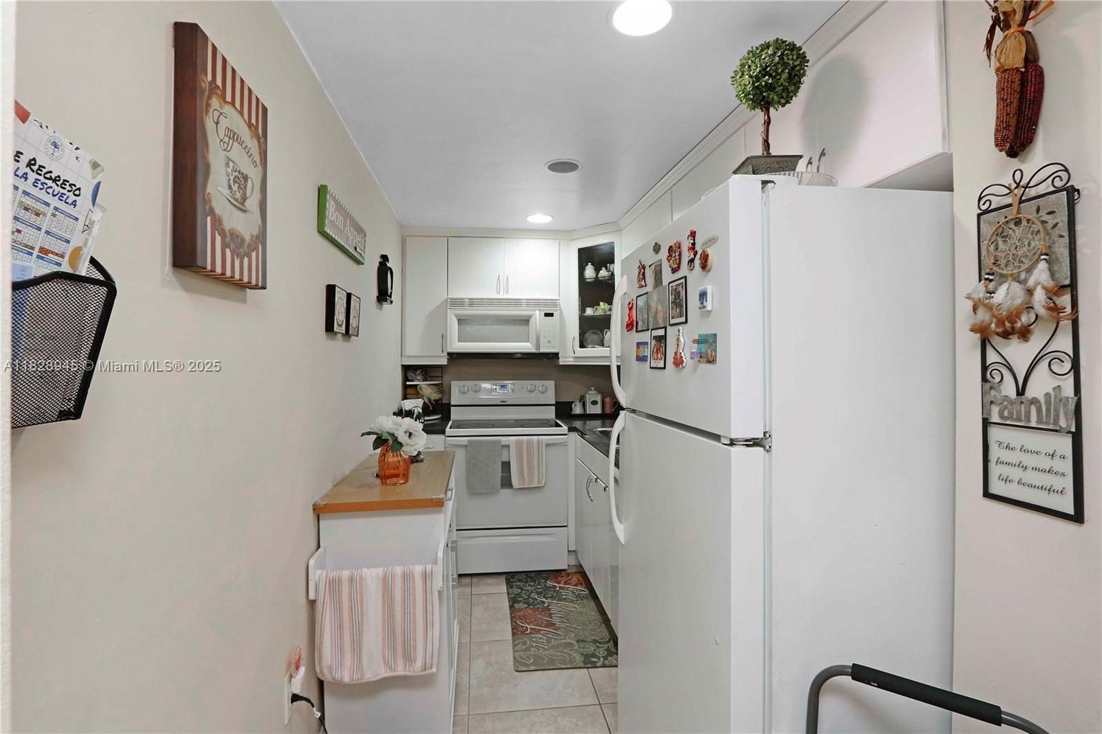4717 NW 7th St #504-10, Miami, Florida image 7