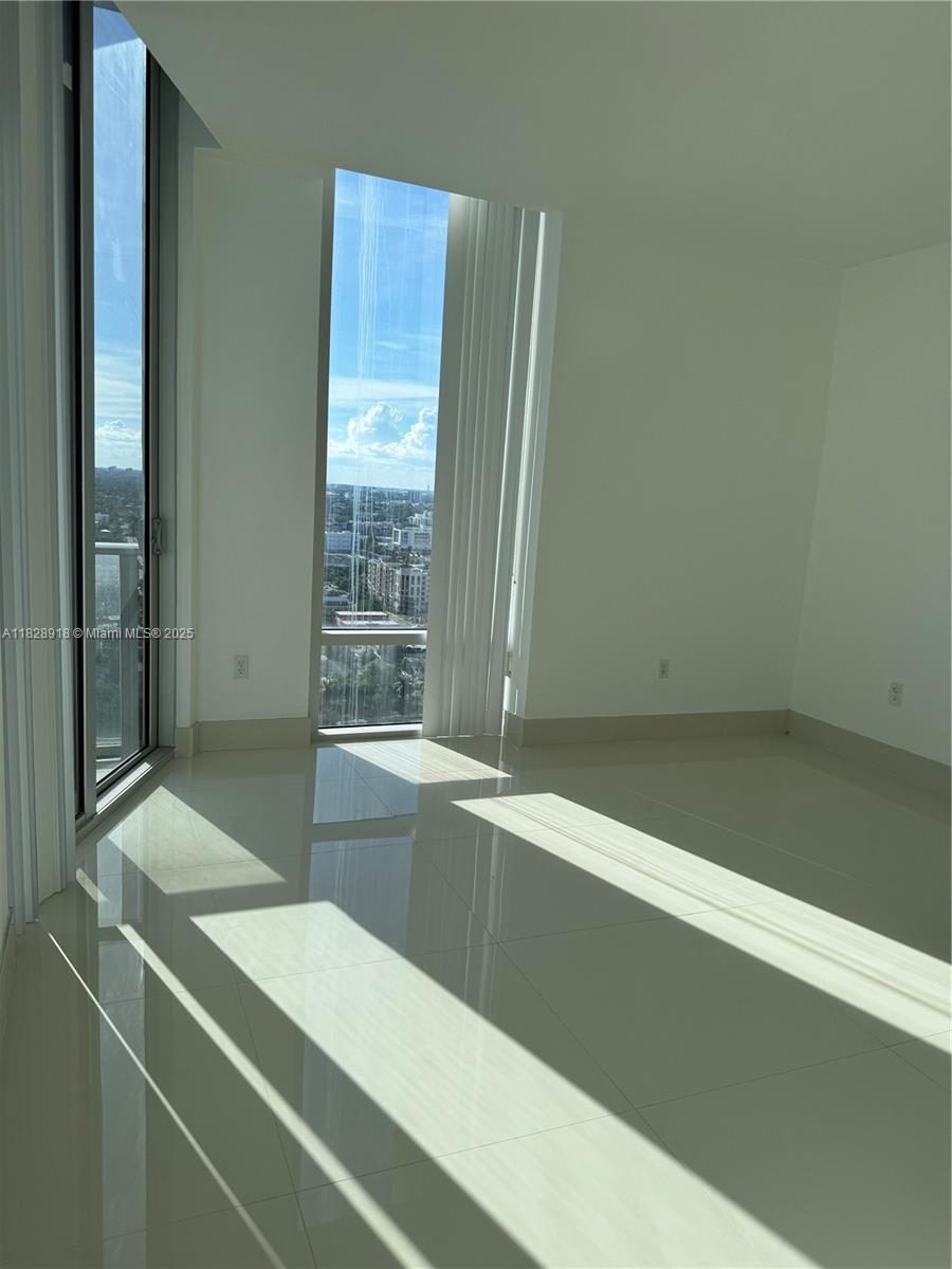 1010 SW 2nd Ave #PH06, Miami, Florida image 19
