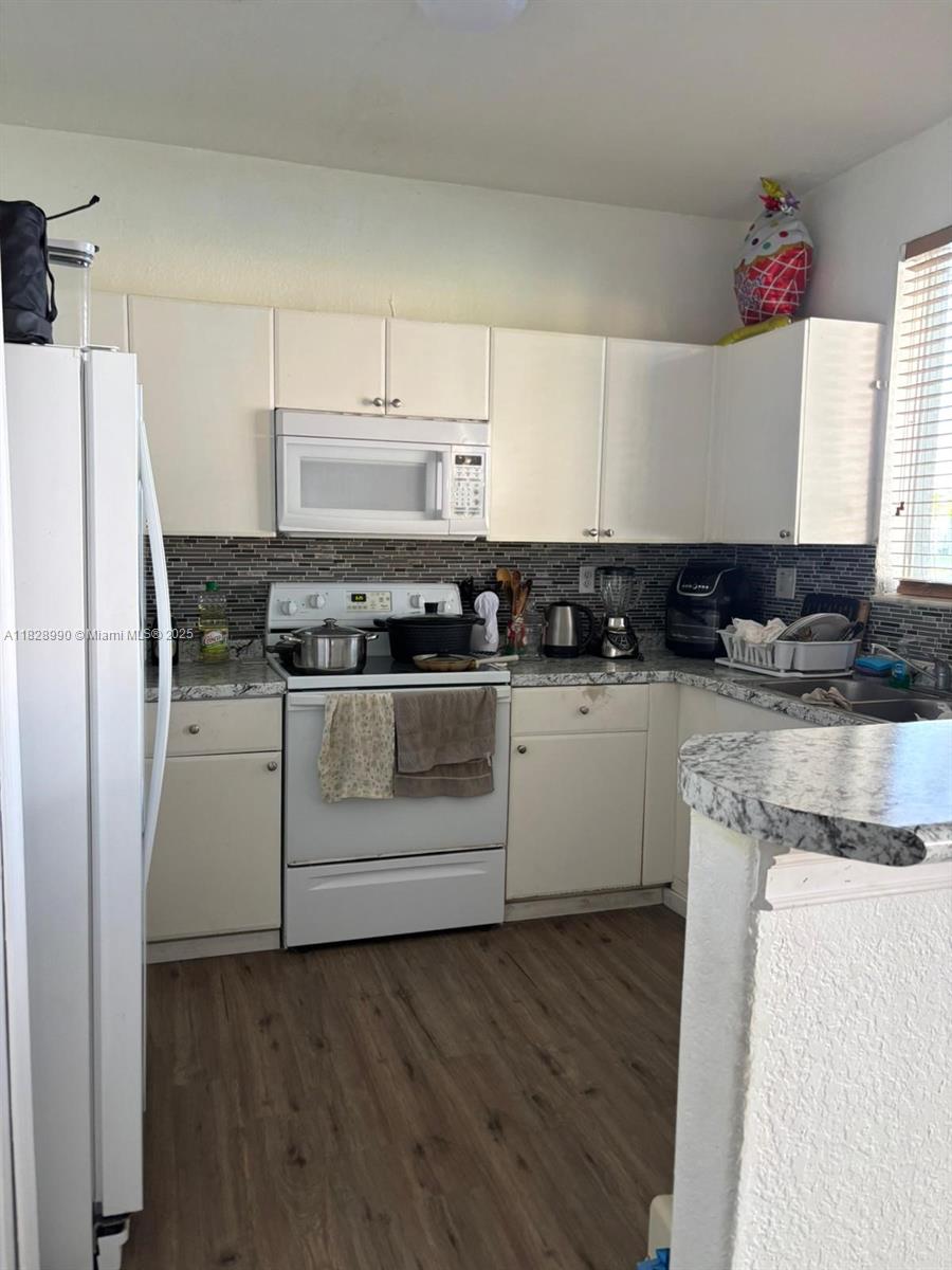 Property photo # 8