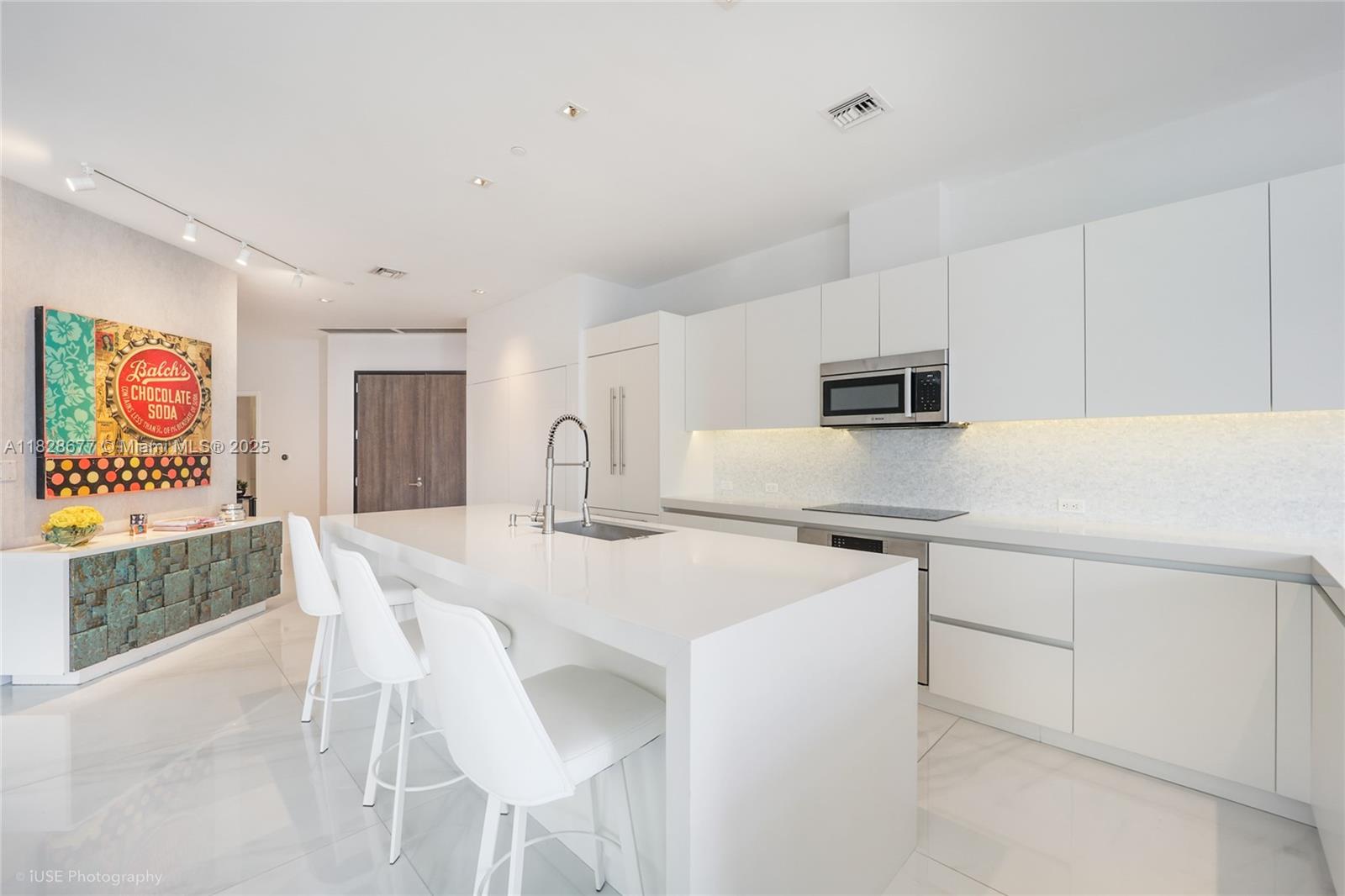 88 SW 7th St #4101, Miami, Florida image 10