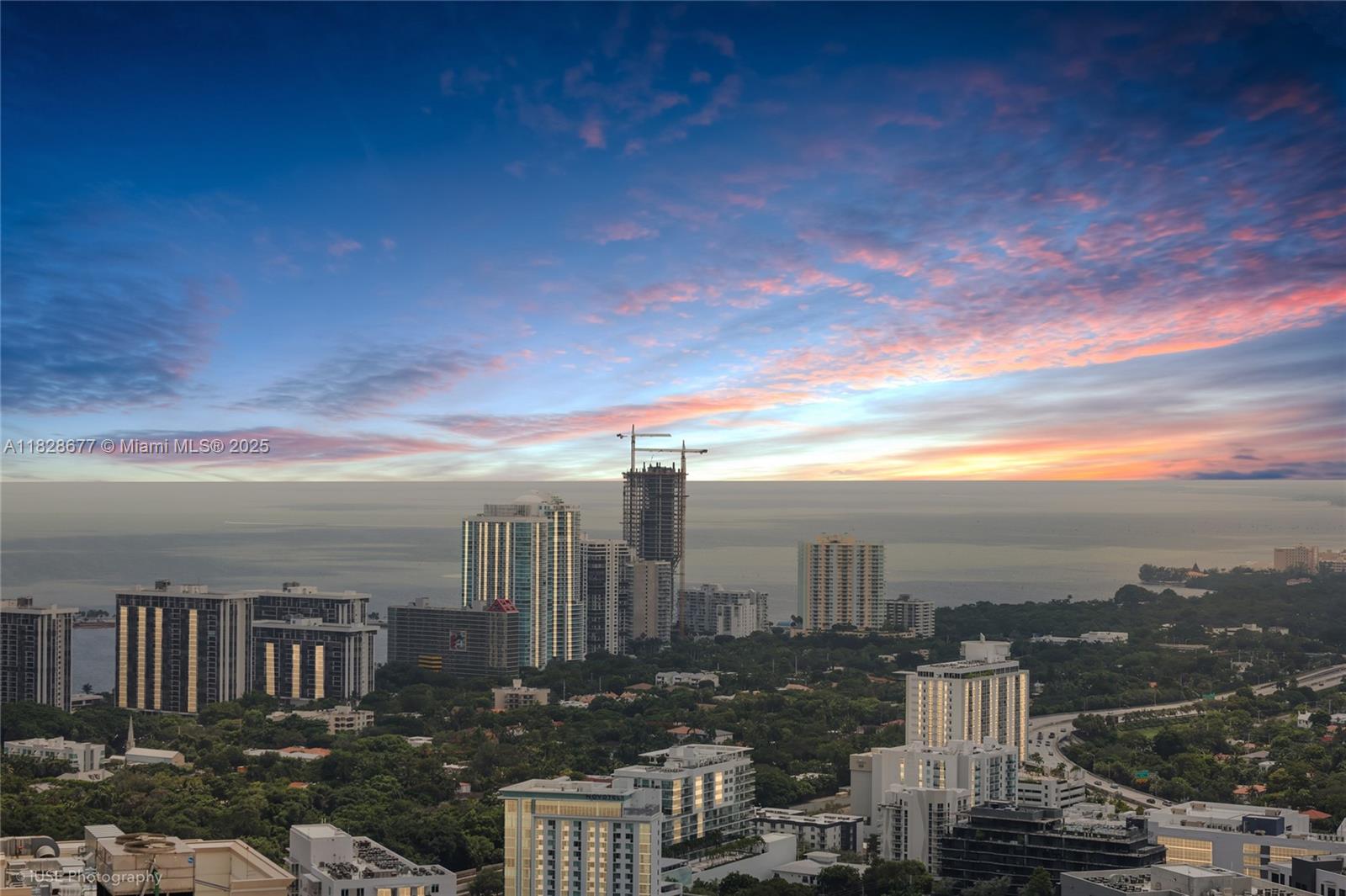 88 SW 7th St #4101, Miami, Florida image 26