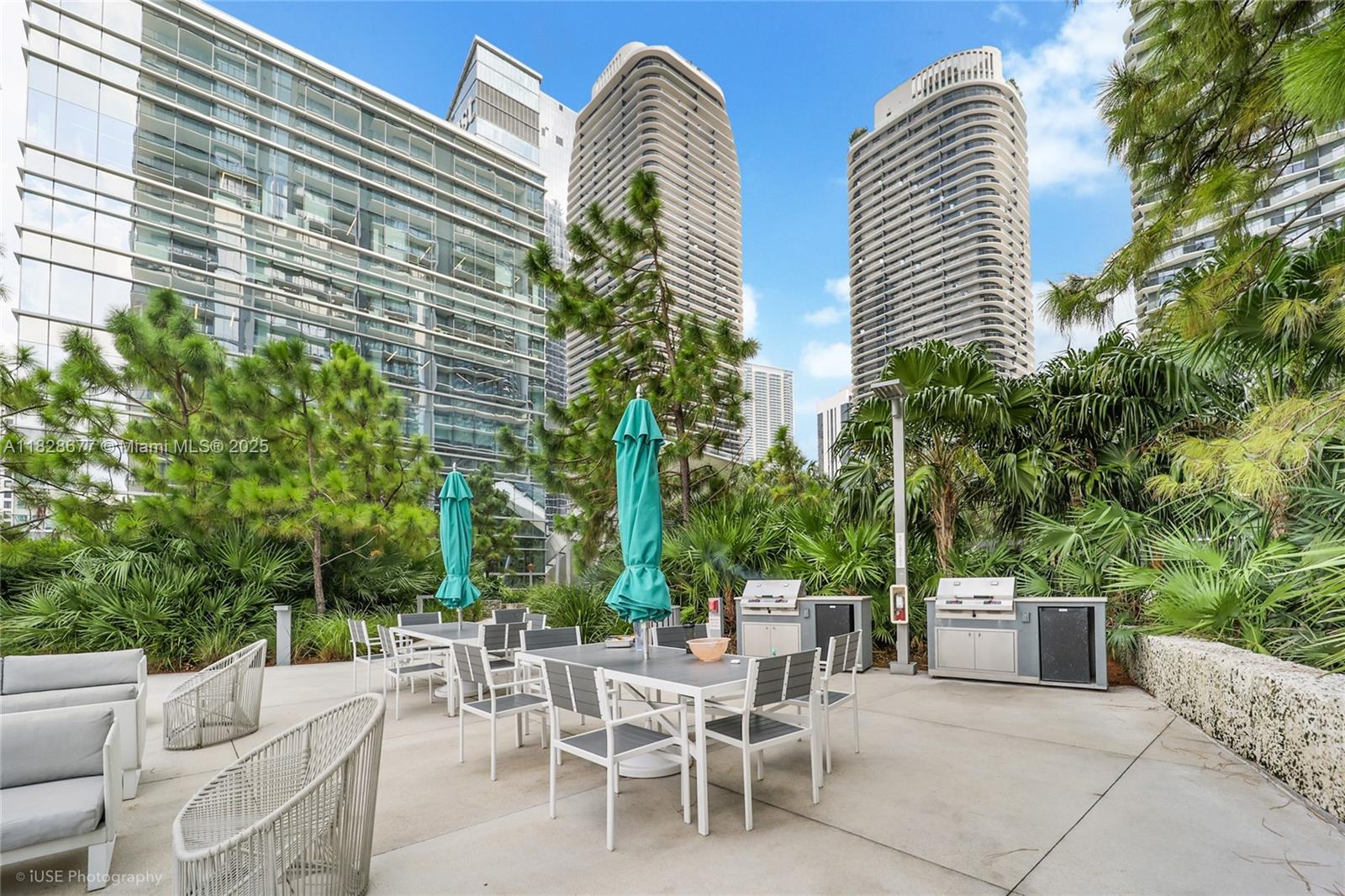 88 SW 7th St #4101, Miami, Florida image 31