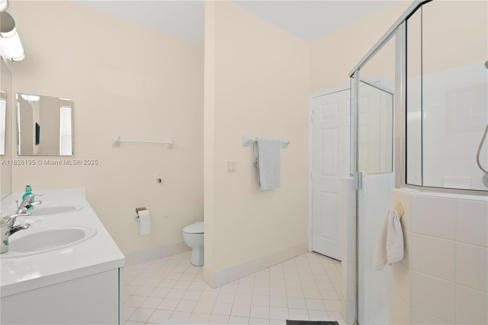 1422 NE 40th Rd, Homestead, Florida image 27
