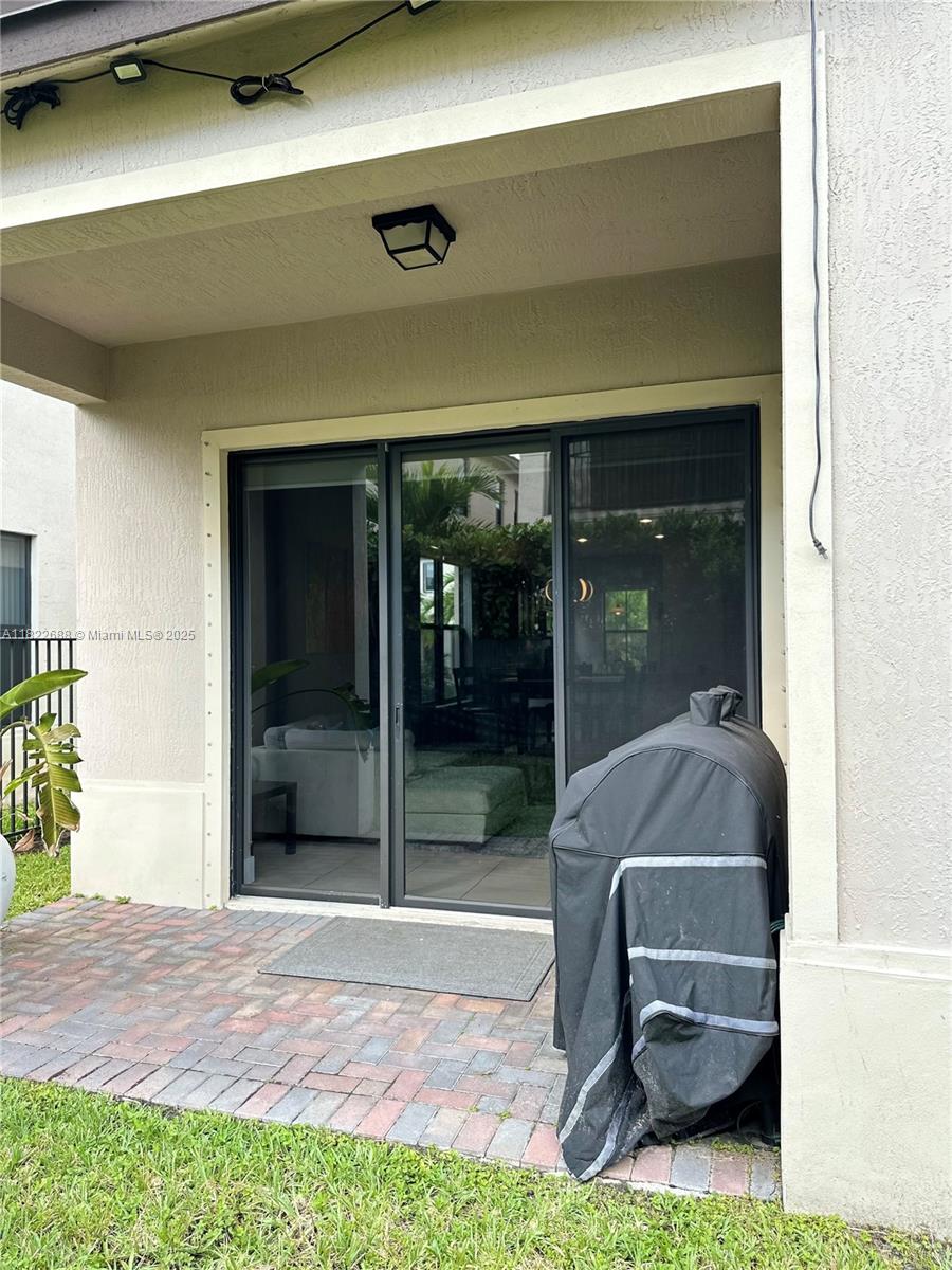 3278 W 97th Ter, Hialeah, Florida image 13