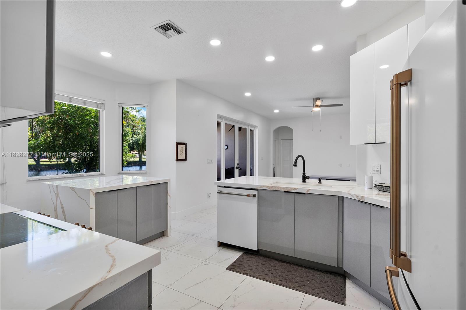 10922 NW 49th Dr, Coral Springs, Florida image 24