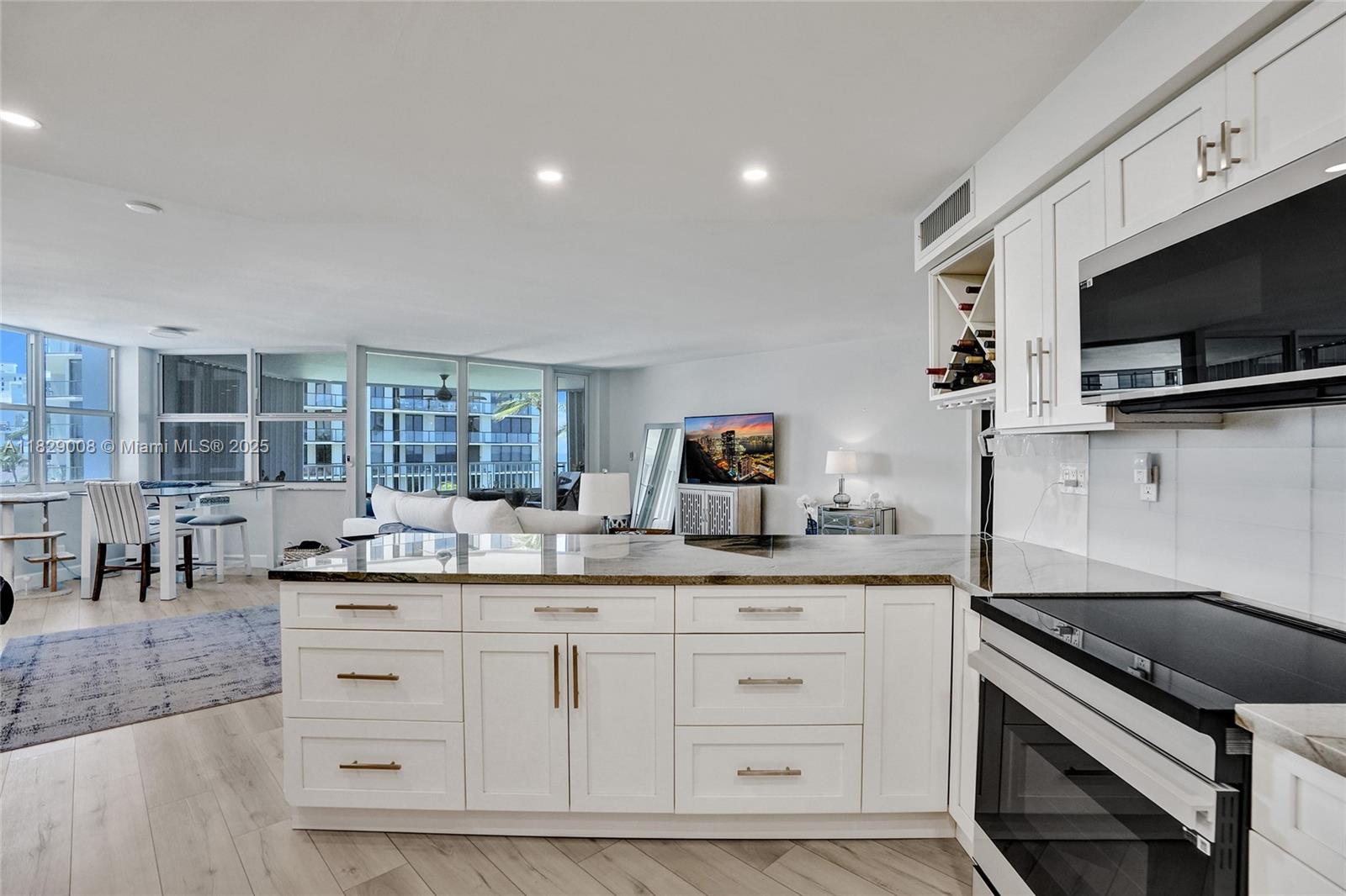 1340 S Ocean Blvd #403, Pompano Beach, Florida image 36