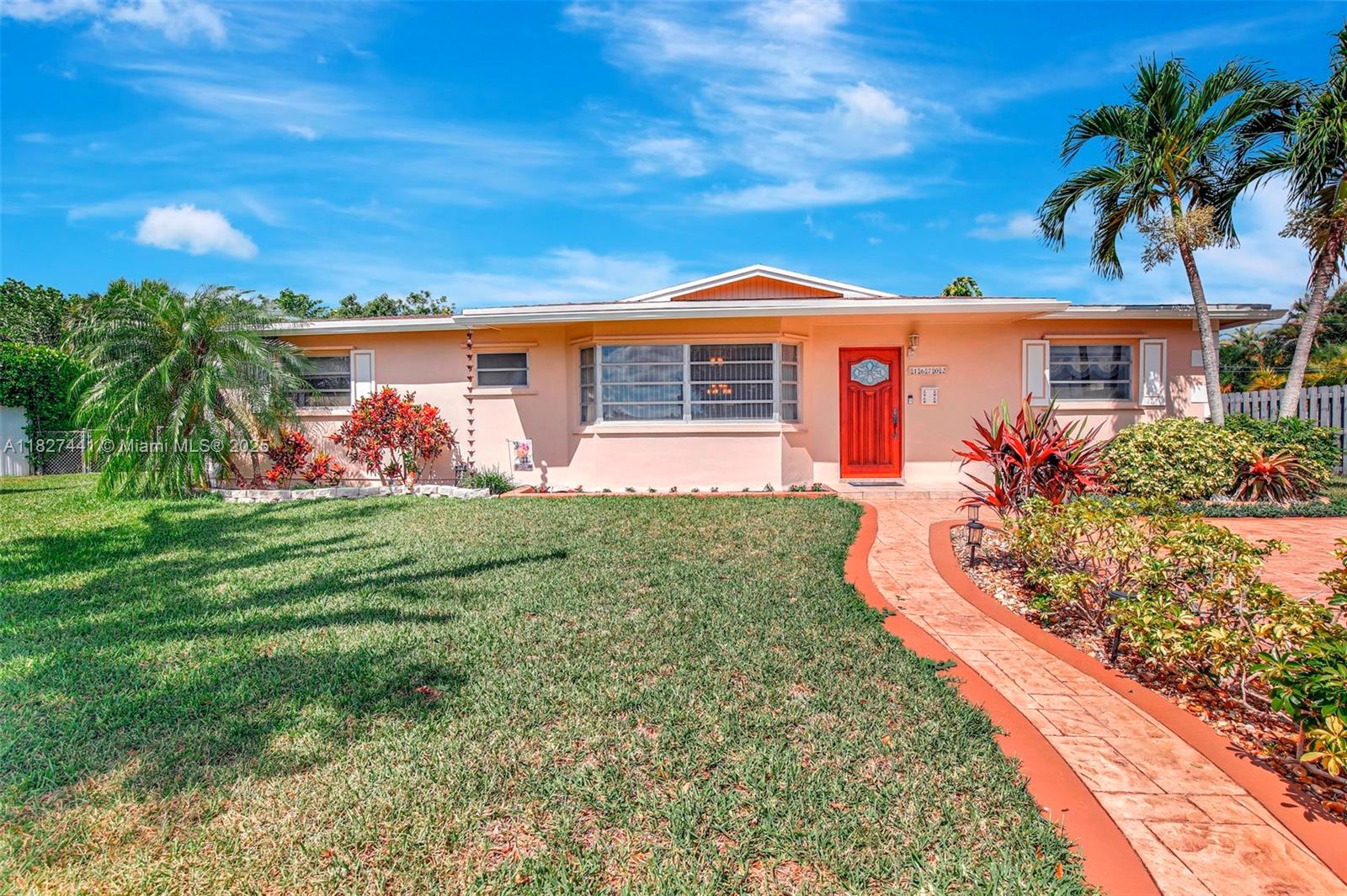 16702 NW 73rd Ct, Hialeah, Florida image 5
