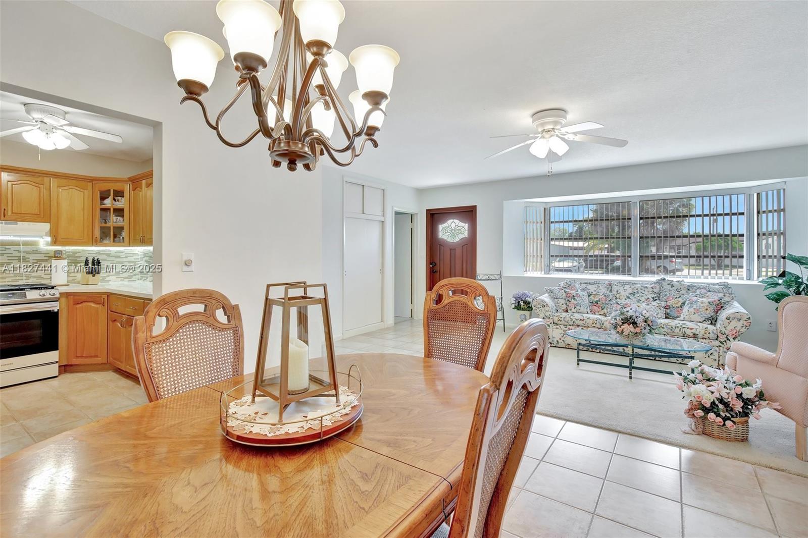 16702 NW 73rd Ct, Hialeah, Florida image 8