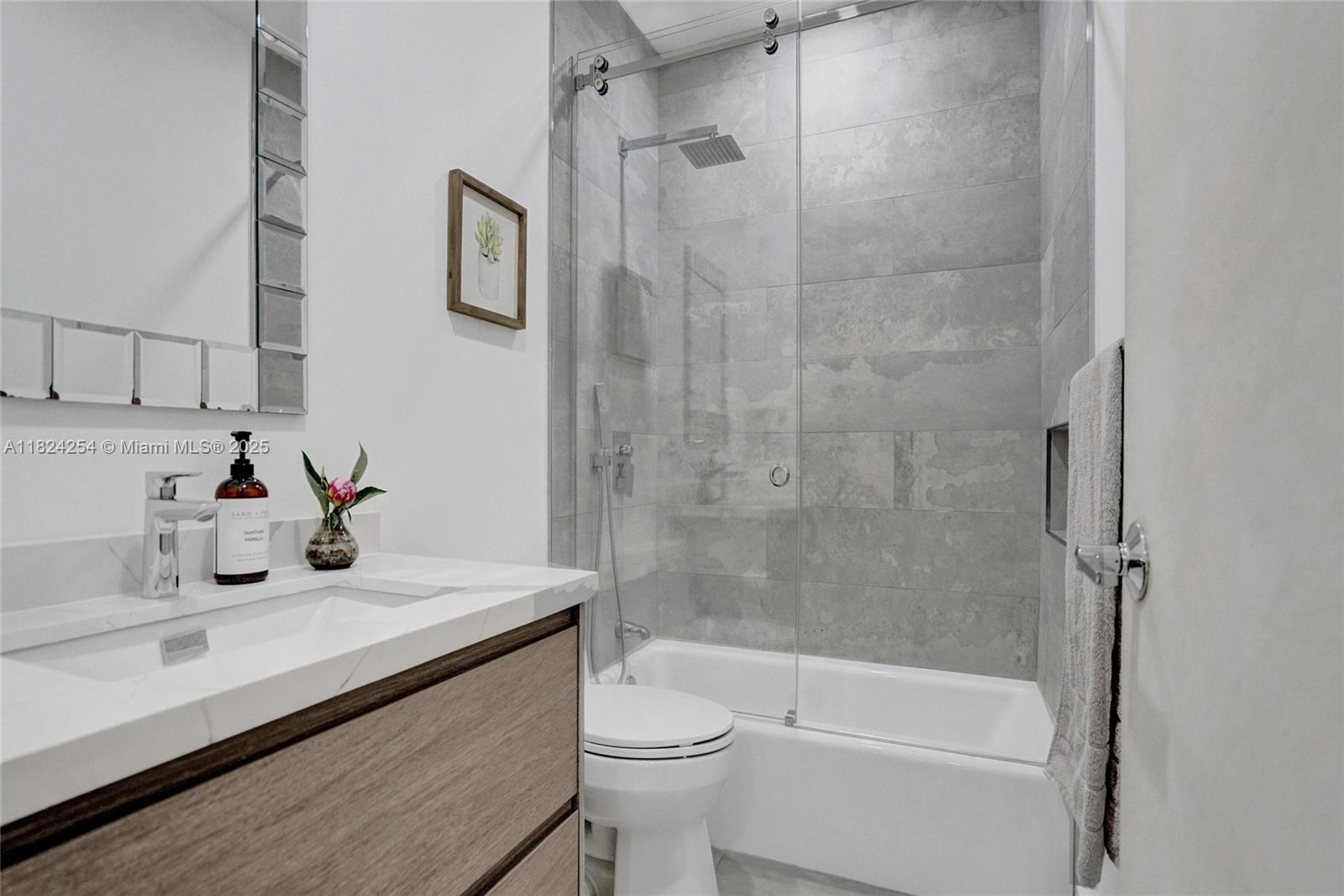 1330 Harrison St, Hollywood, Florida image 29