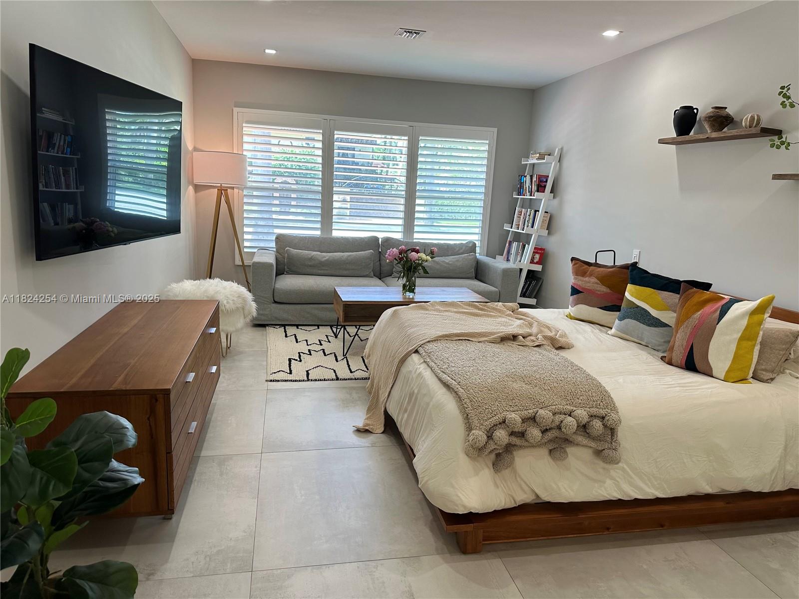 1330 Harrison St, Hollywood, Florida image 32