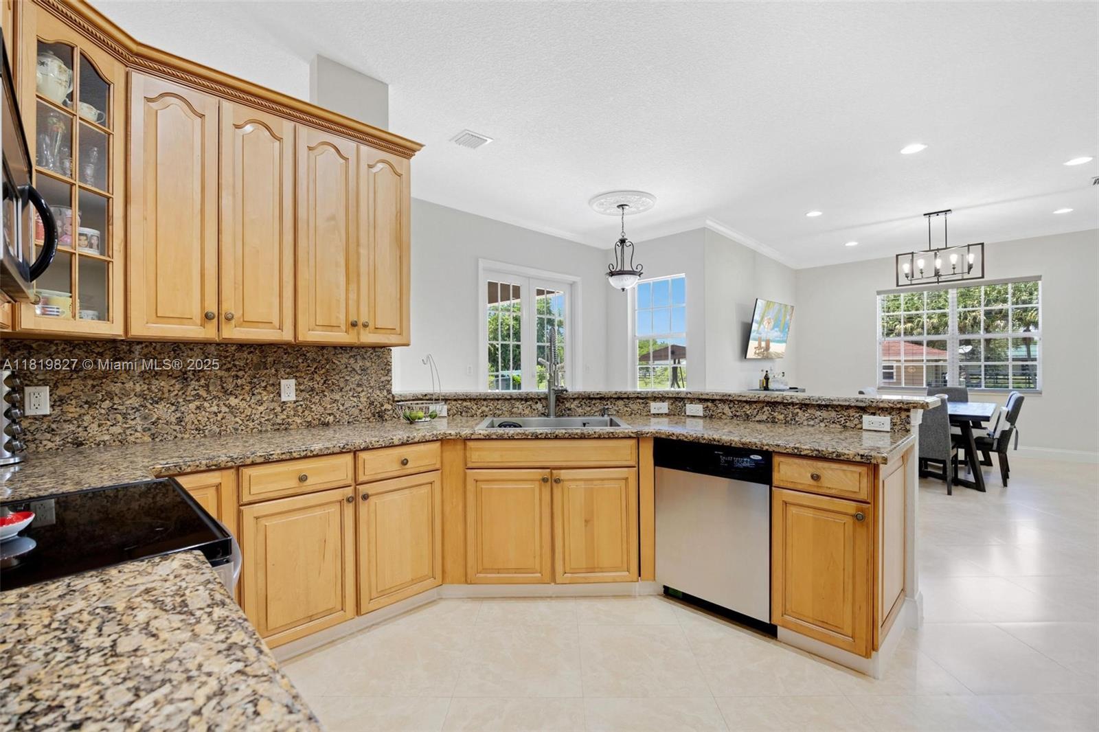 12851 Luray Rd, Southwest Ranches, Florida image 8