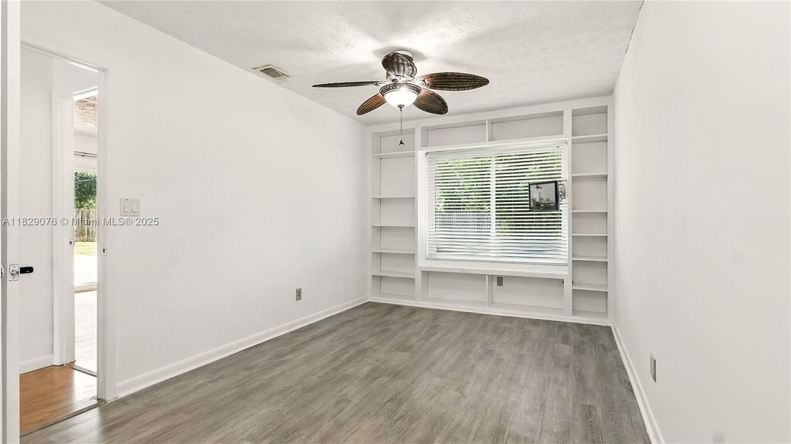 1482 SE Manth Ln, Port St. Lucie, Florida image 15
