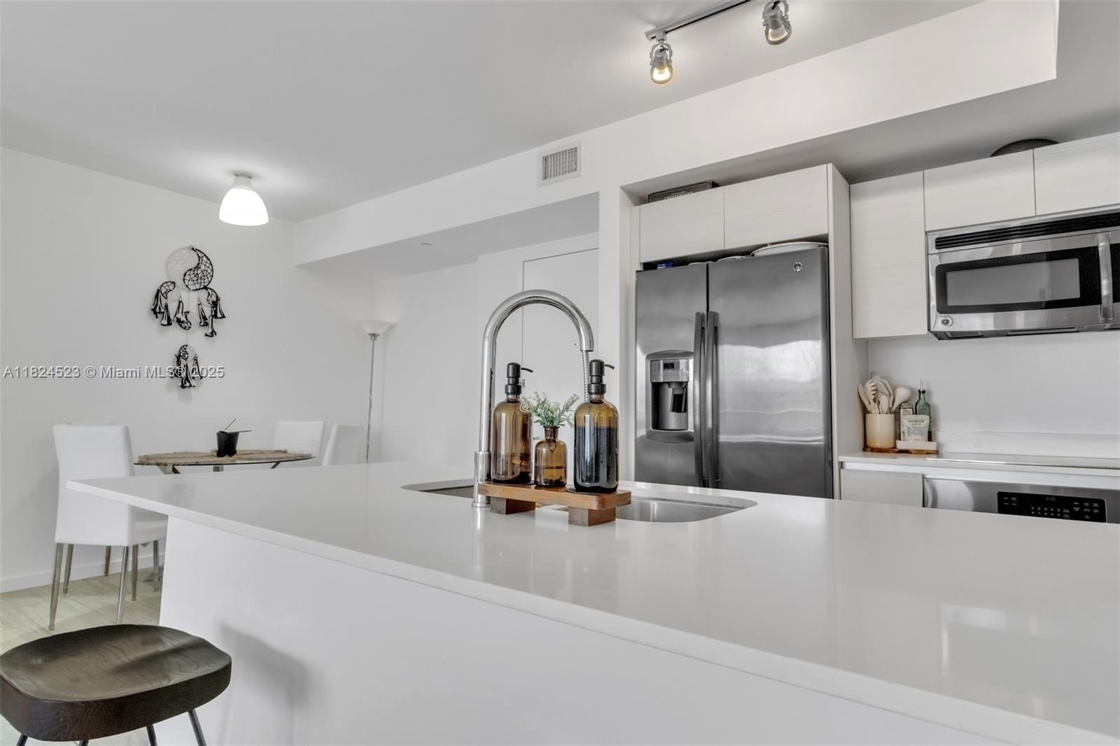 4250 Biscayne Blvd #1217, Miami, Florida image 13