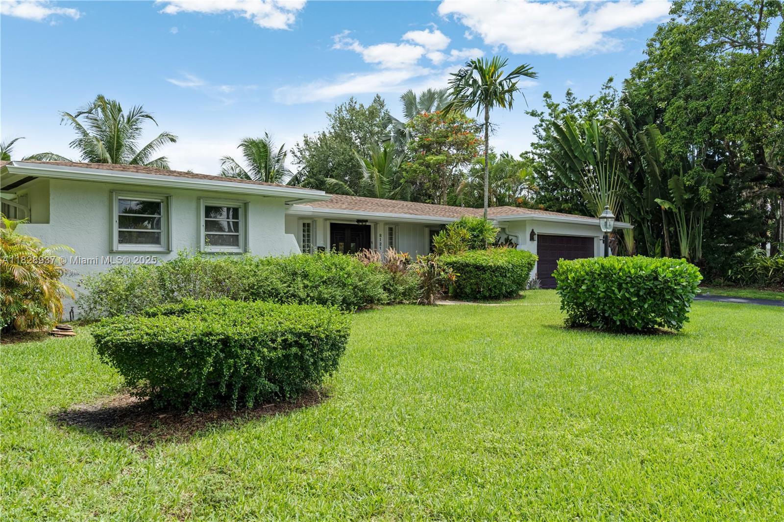 8121 SW 139th Ter, Palmetto Bay, Florida image 2