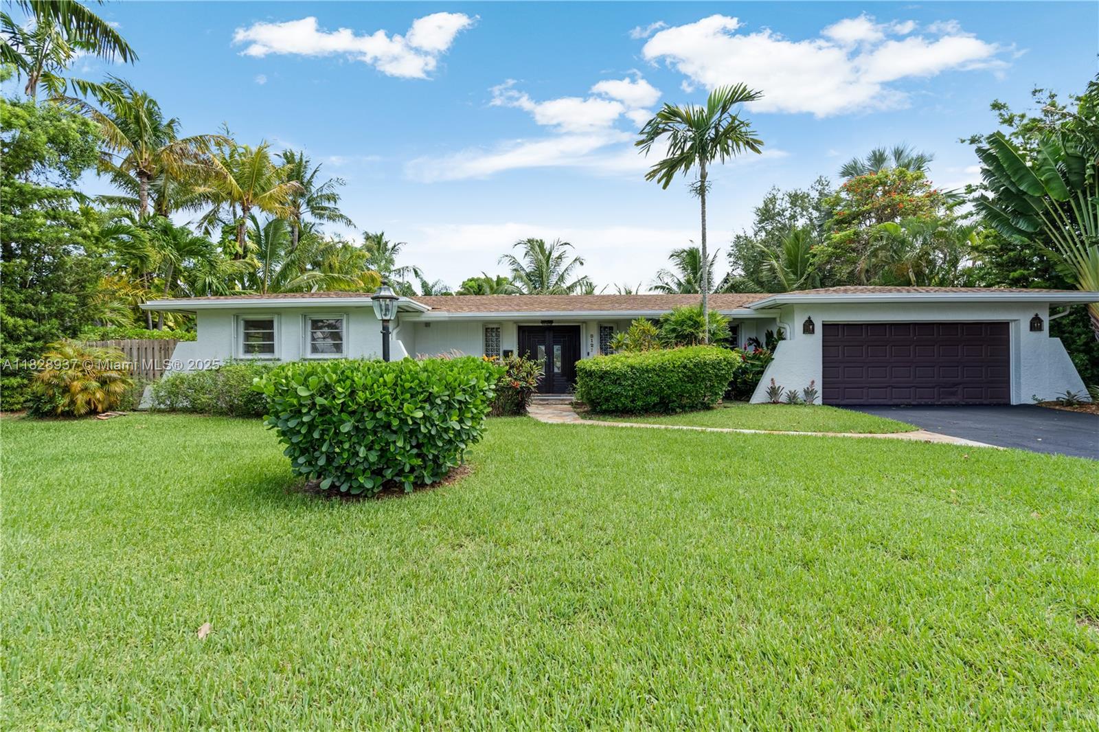 8121 SW 139th Ter, Palmetto Bay, Florida image 30