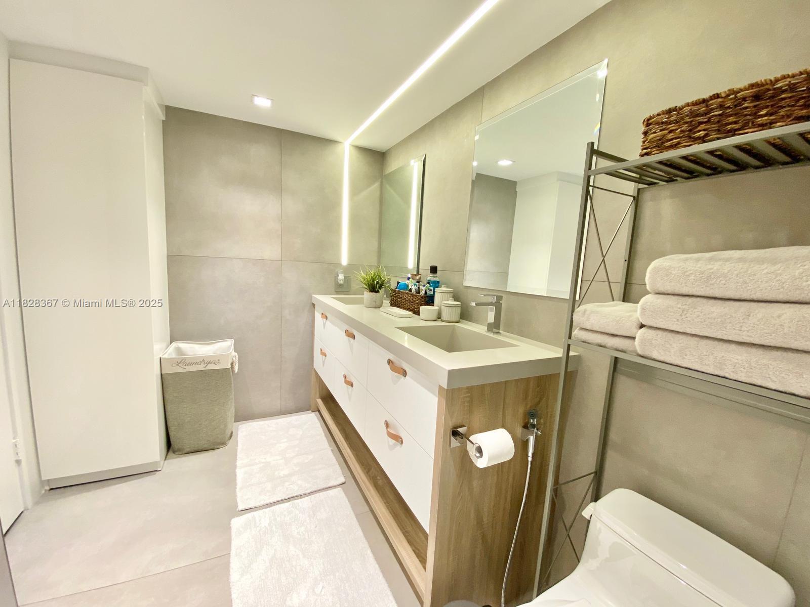 3300 NE 191st St #1513, Aventura, Florida image 12