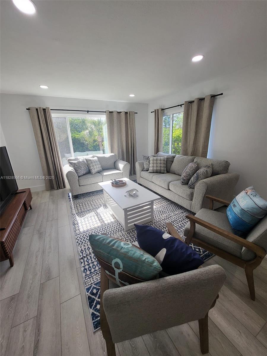 Property photo # 4
