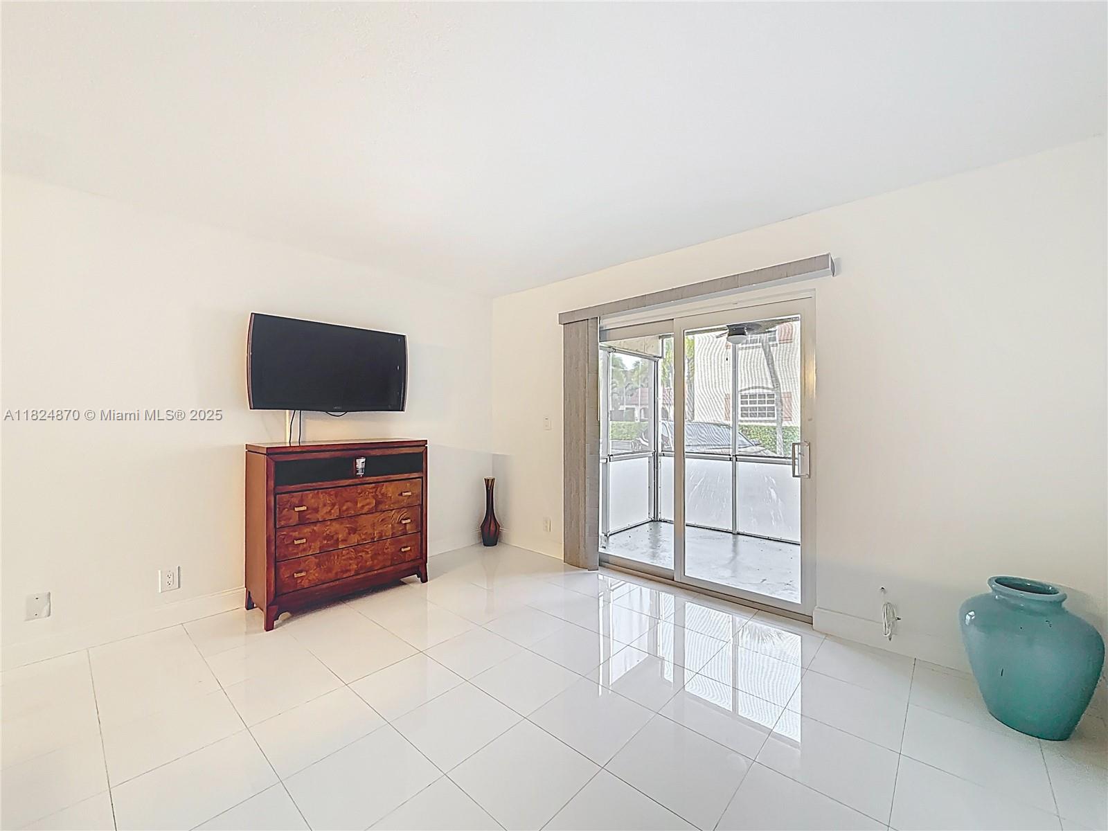 101 E Mcnab Rd #311, Pompano Beach, Florida image 13