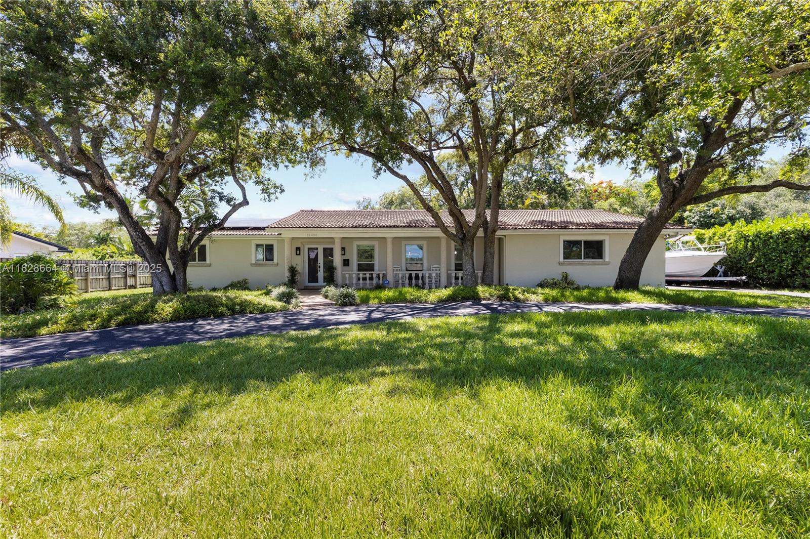 16400 SW 80th Ave, Palmetto Bay, Florida image 1
